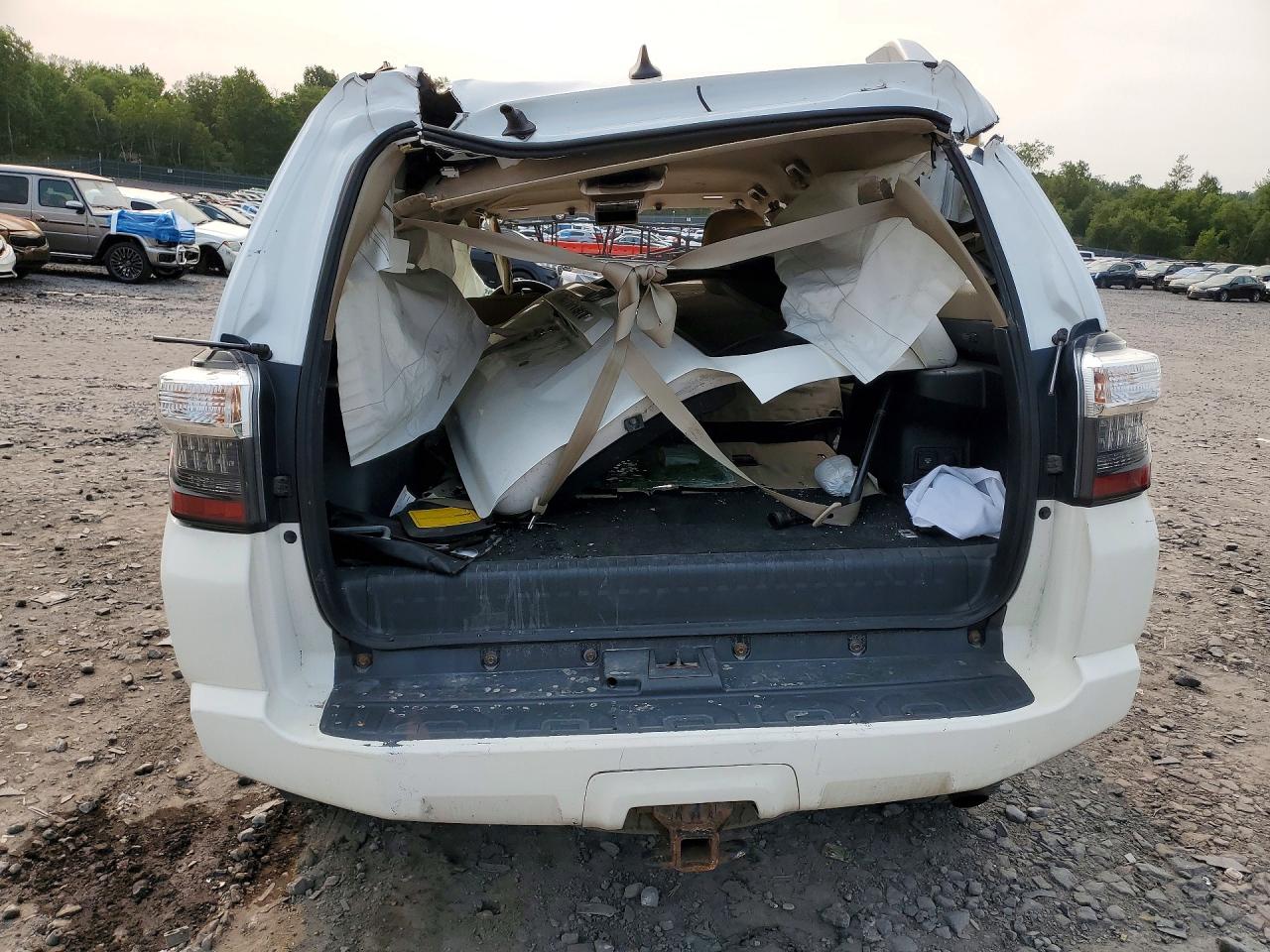 2015 Toyota 4runner Sr5 White vin: JTEBU5JRXF5236895