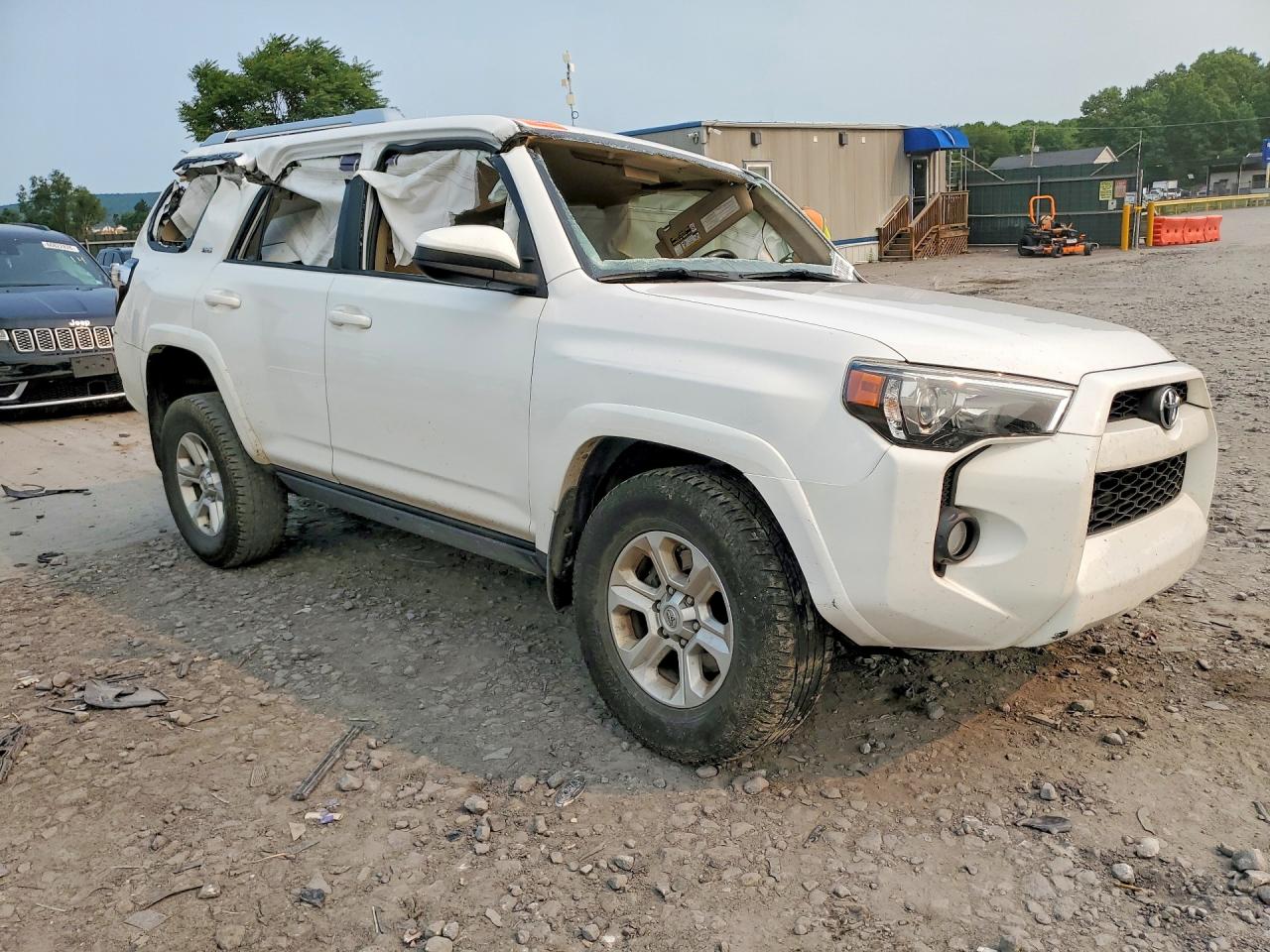 2015 Toyota 4runner Sr5 White vin: JTEBU5JRXF5236895