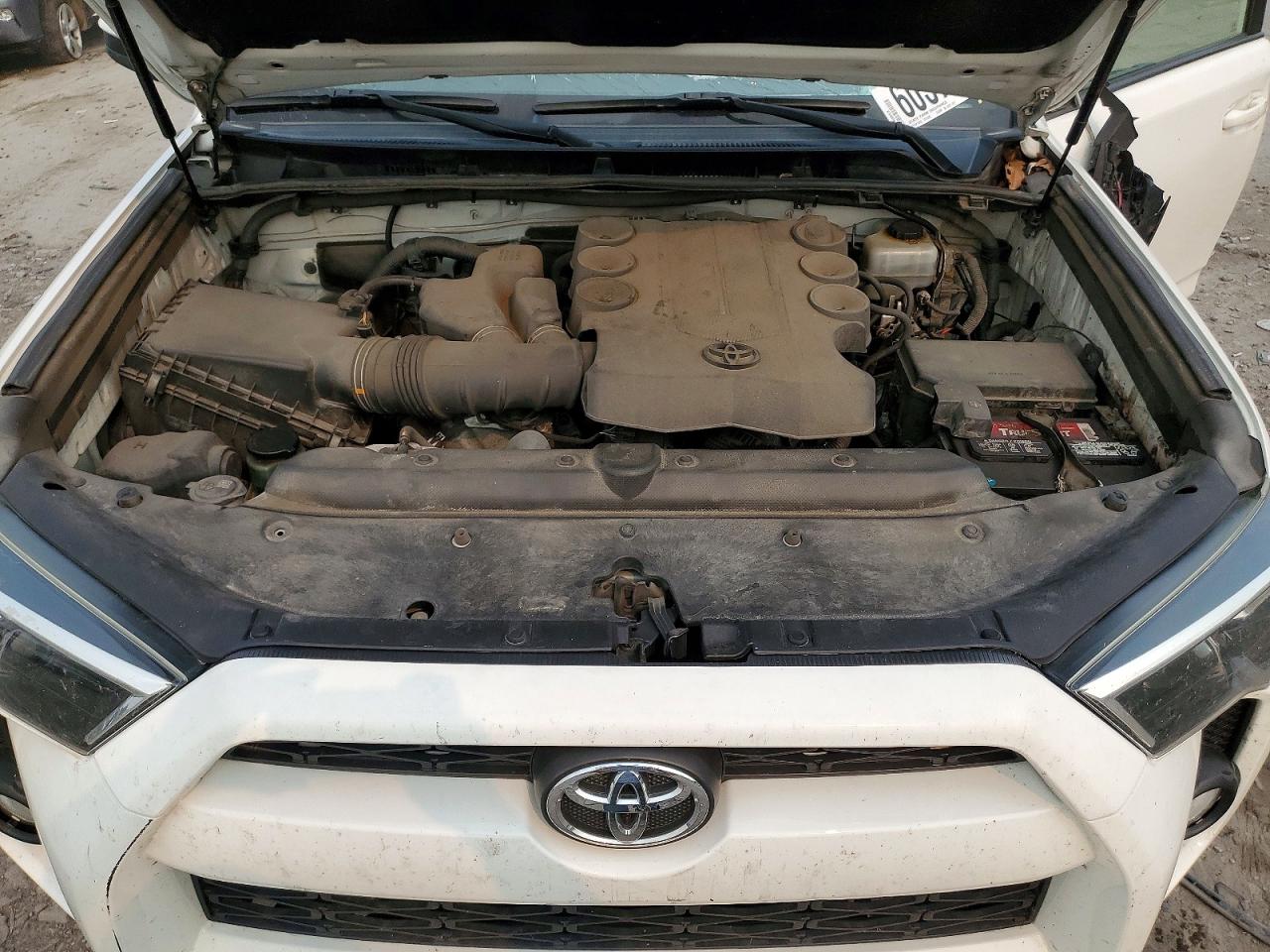 2015 Toyota 4runner Sr5 White vin: JTEBU5JRXF5236895