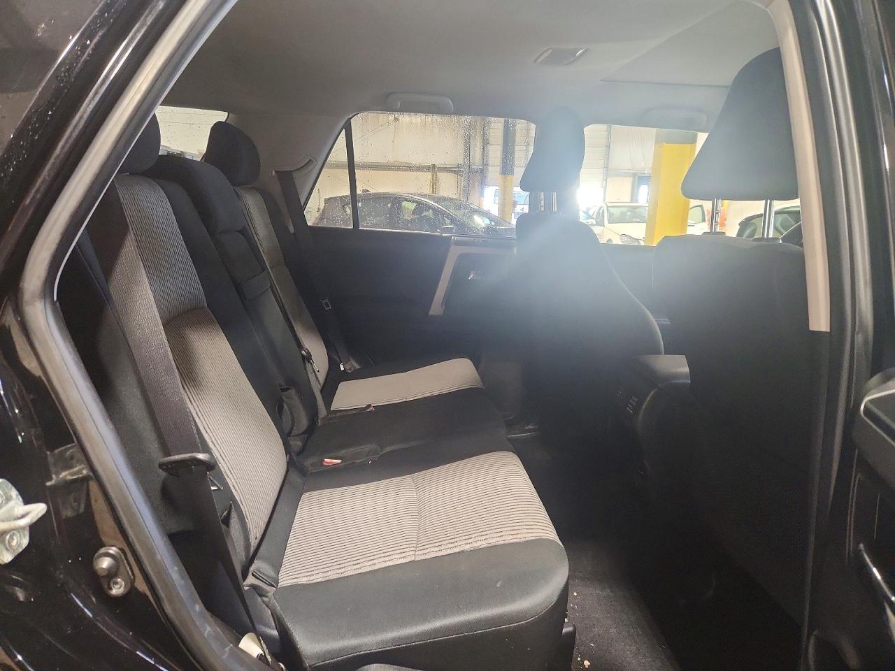 2015 Toyota 4runner Sr5 Black vin: JTEBU5JRXF5275437