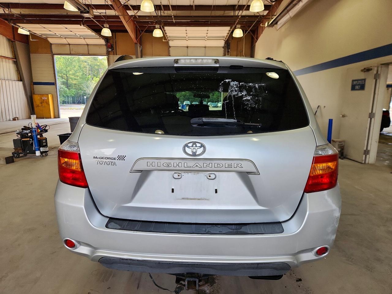 2009 Toyota Highlander Base Gray vin: JTEDA41A192000888