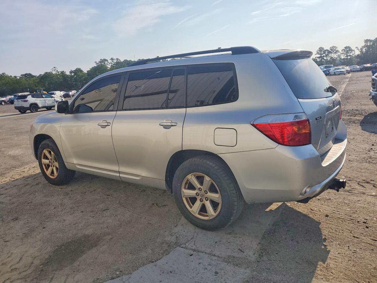 2009 Toyota Highlander Silver vin: JTEDA41A192006660