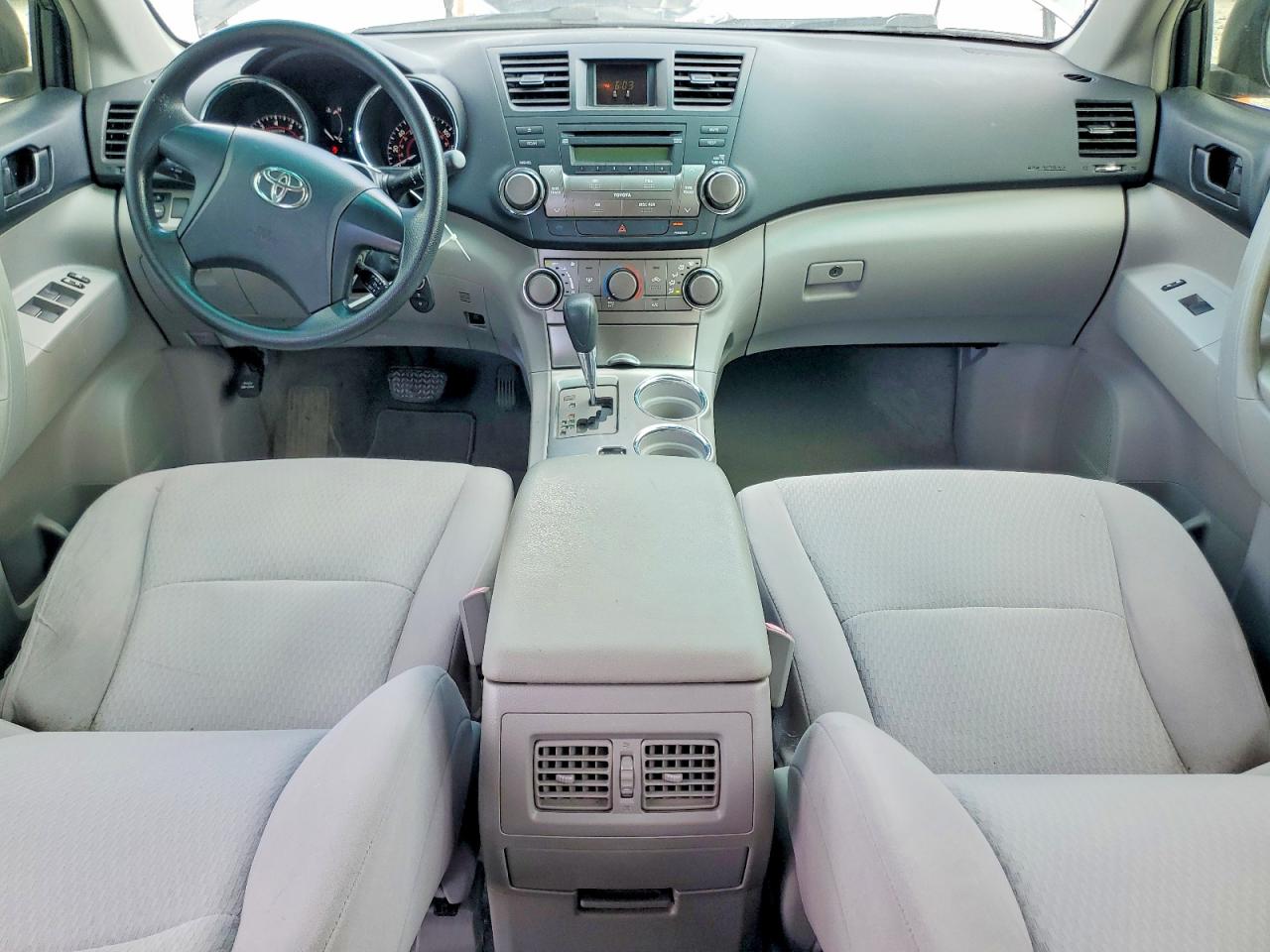 2009 Toyota Highlander Base Gray vin: JTEDA41A392005963