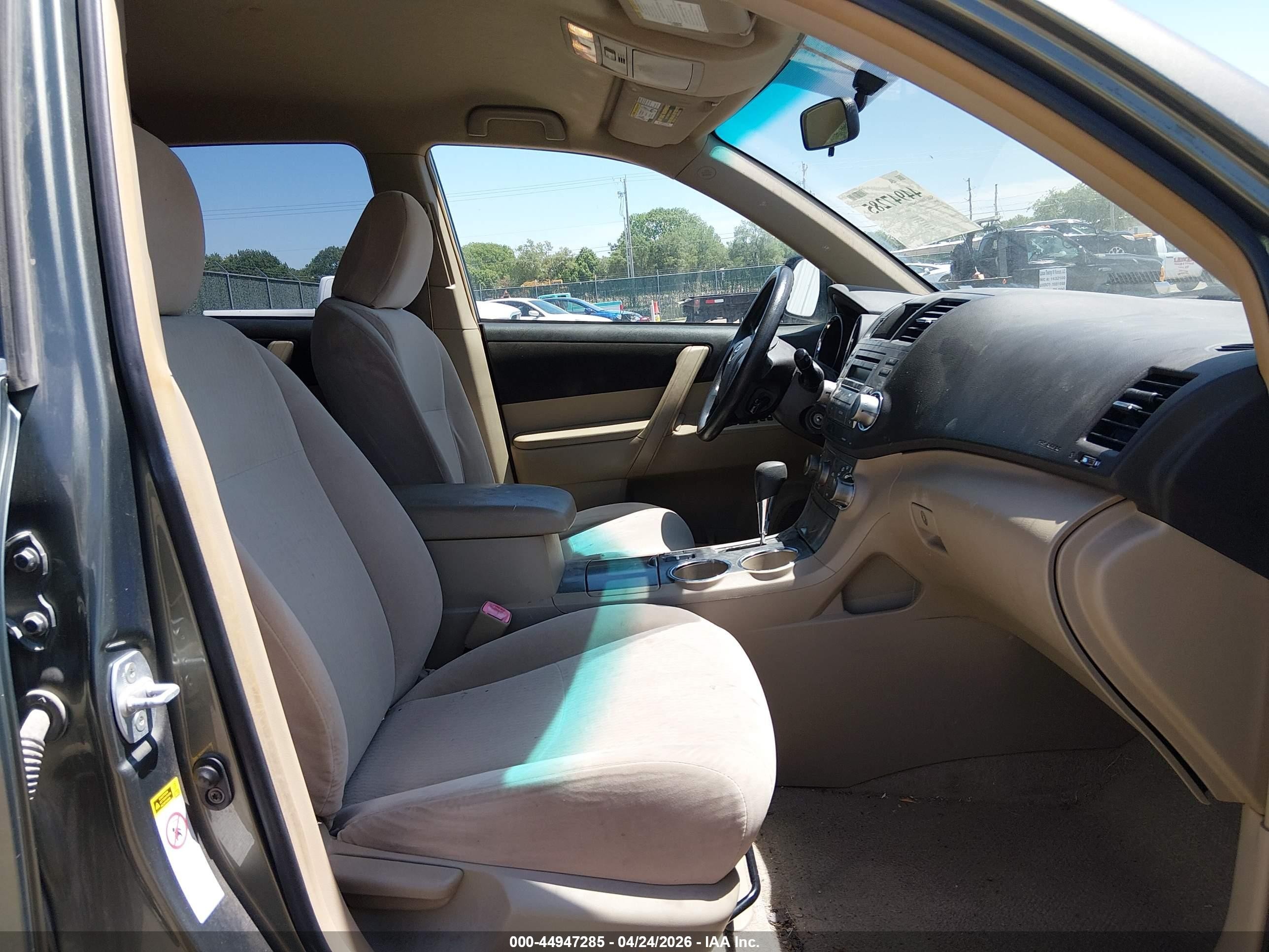 2009 Toyota Highlander   Gray vin: JTEDA41A592007889