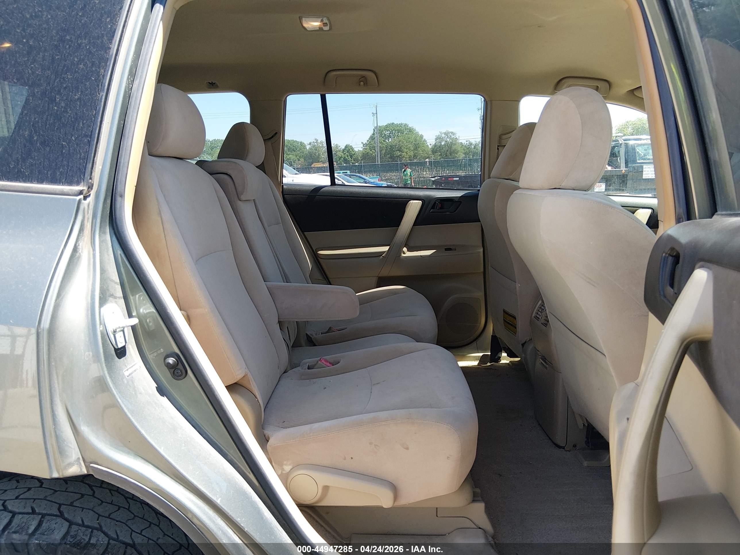 2009 Toyota Highlander   Gray vin: JTEDA41A592007889