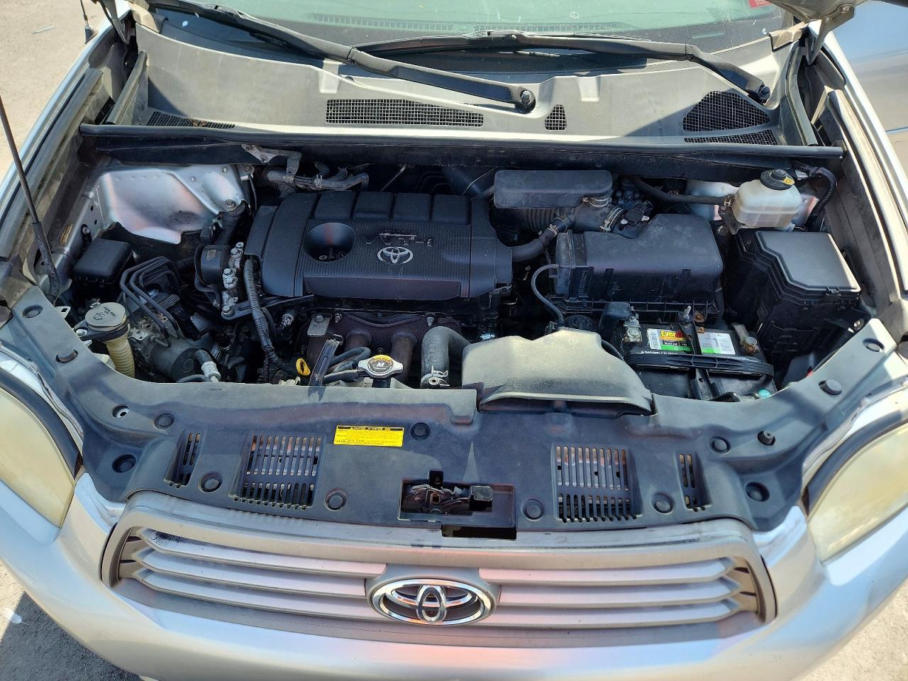 2009 Toyota Highlander Base Silver vin: JTEDA41AX92001926