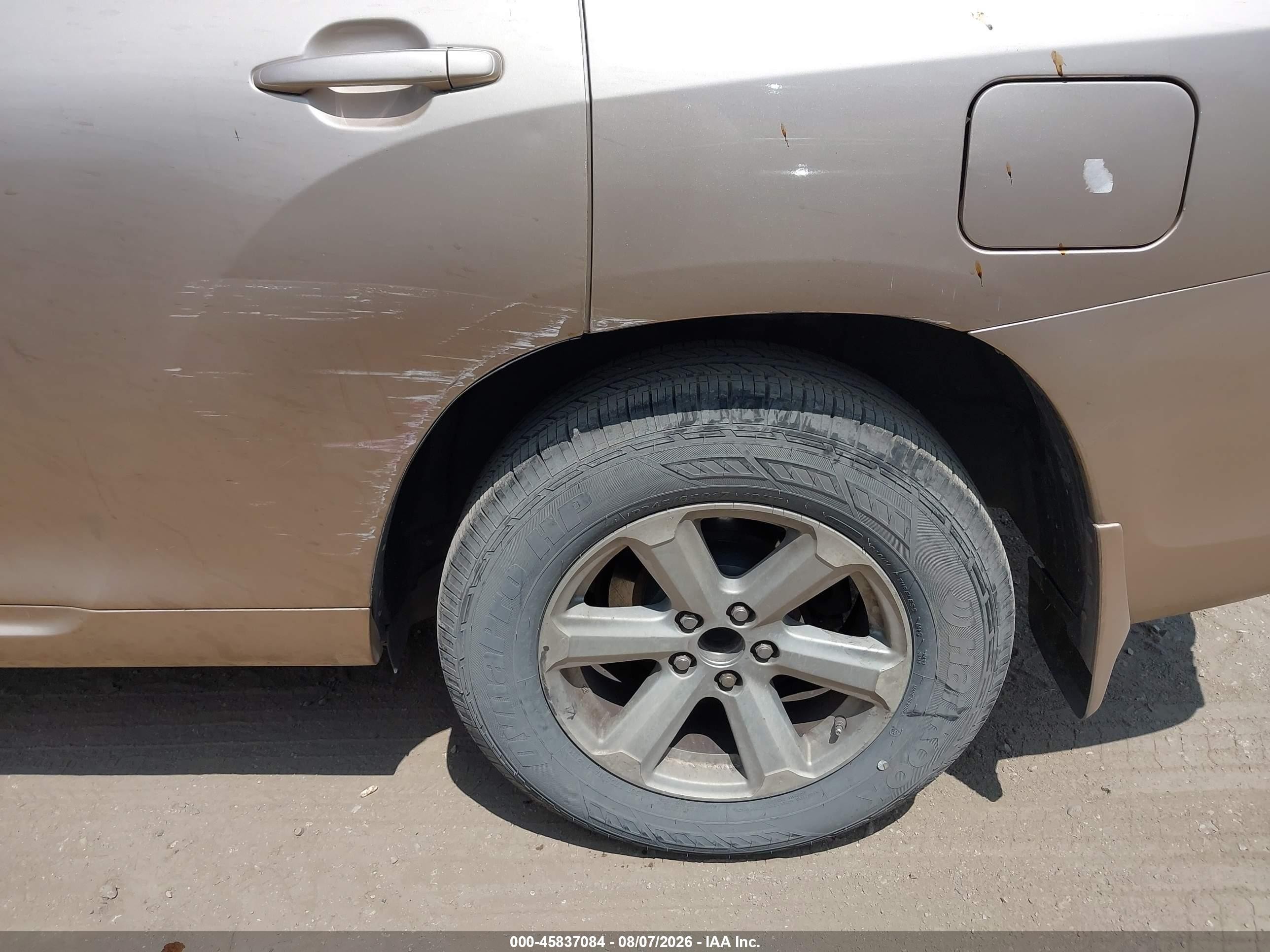 2009 Toyota Highlander   Gold vin: JTEDA41AX92004843