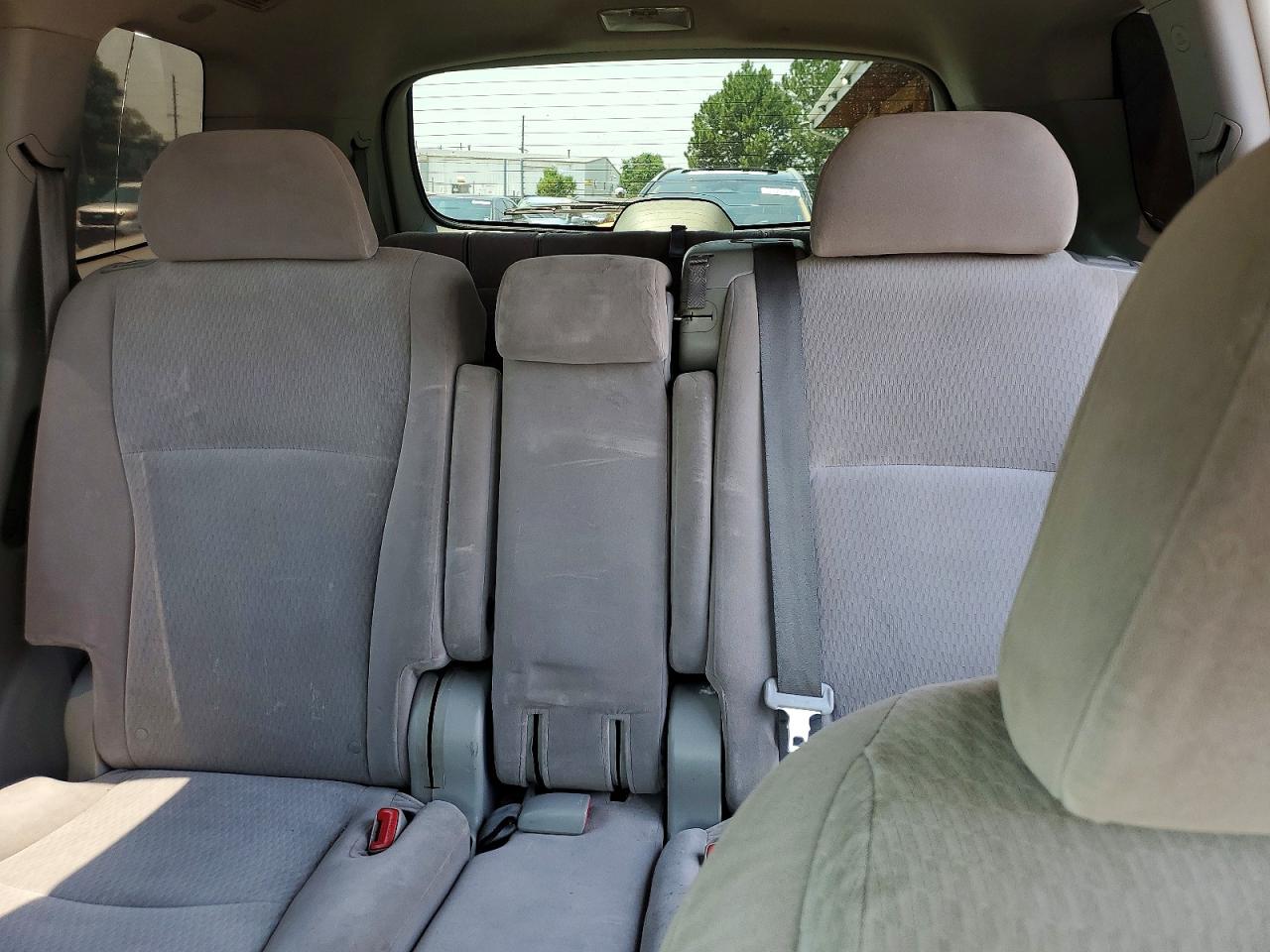 2009 Toyota Highlander Base White vin: JTEDA41AX92005247
