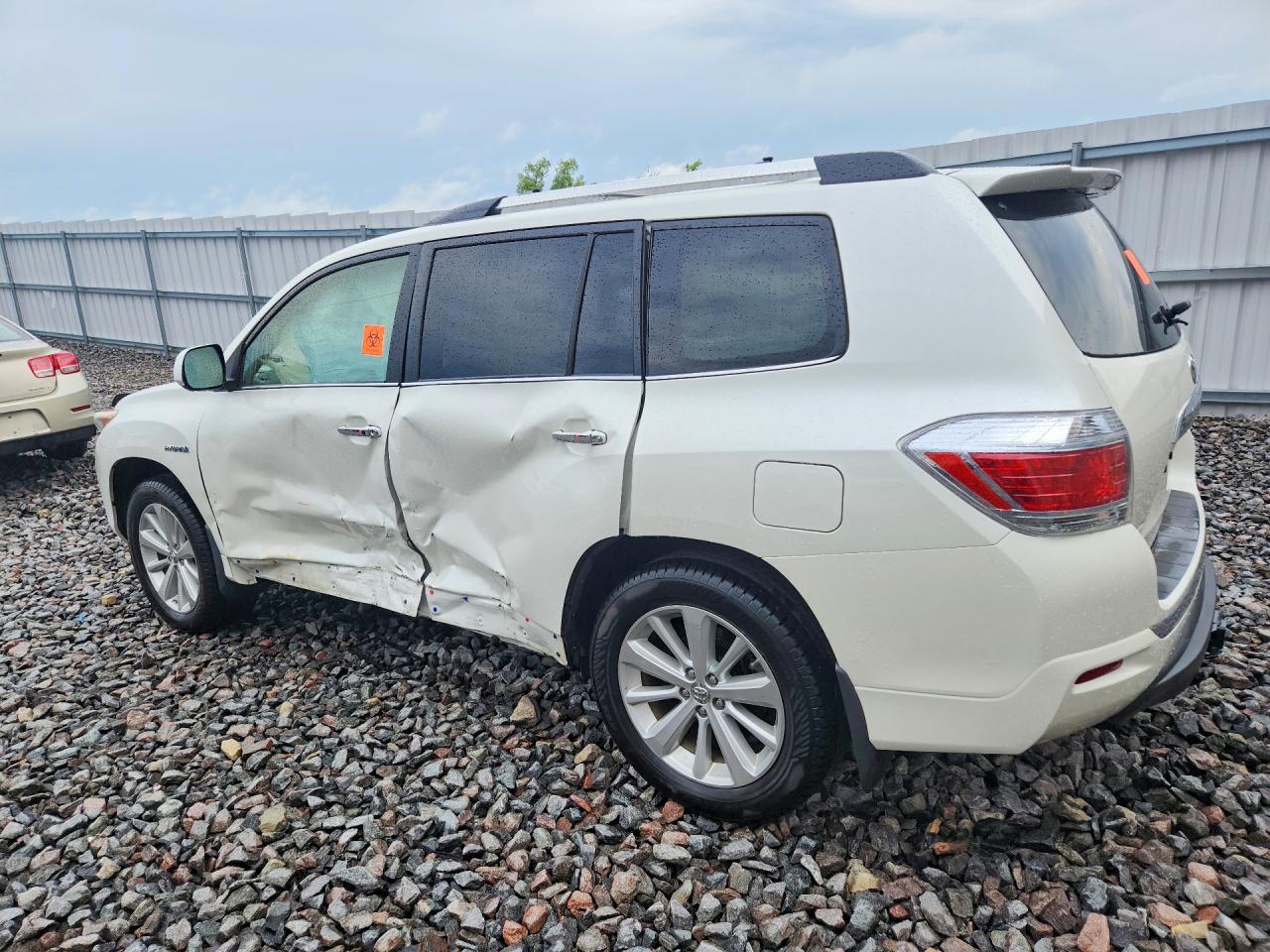2013 Toyota Highlander Hybrid Limited White vin: JTEDC3EH0D2015676