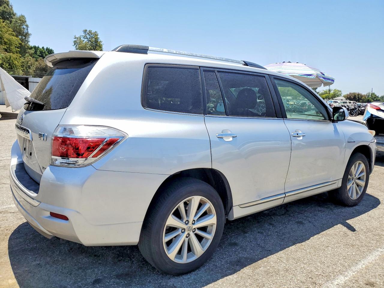 2012 Toyota Highlander Hybrid Limited Silver vin: JTEDC3EH2C2004094