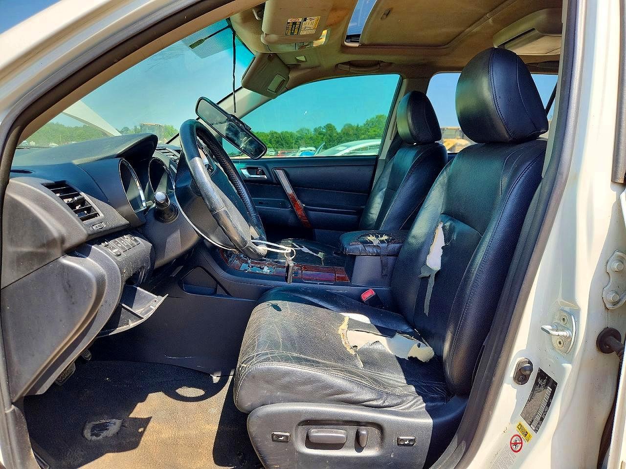 2013 Toyota Highlander Hybrid Limited White vin: JTEDC3EH2D2013136