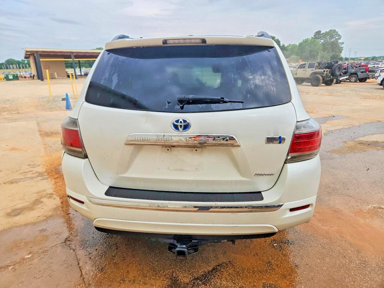 2013 Toyota Highlander Hybrid Limited White vin: JTEDC3EH2D2013136