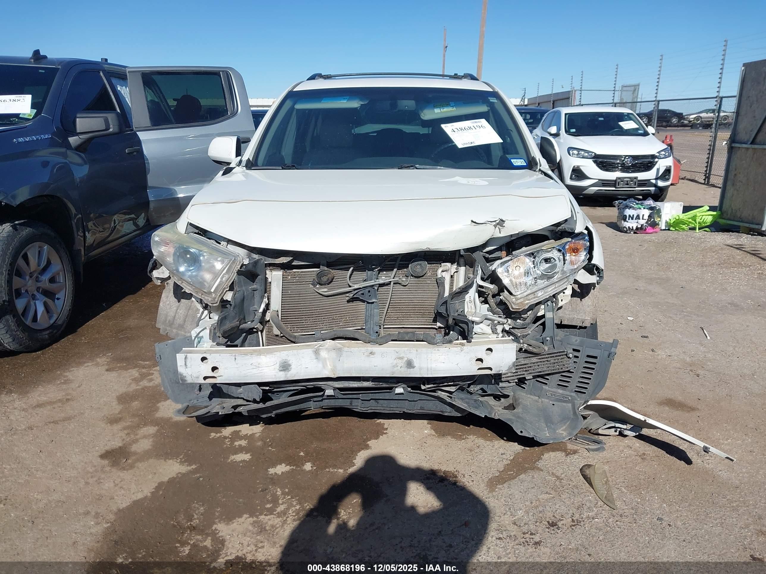 2013 Toyota Highlander Hybrid Limited V6 White vin: JTEDC3EH2D2017459