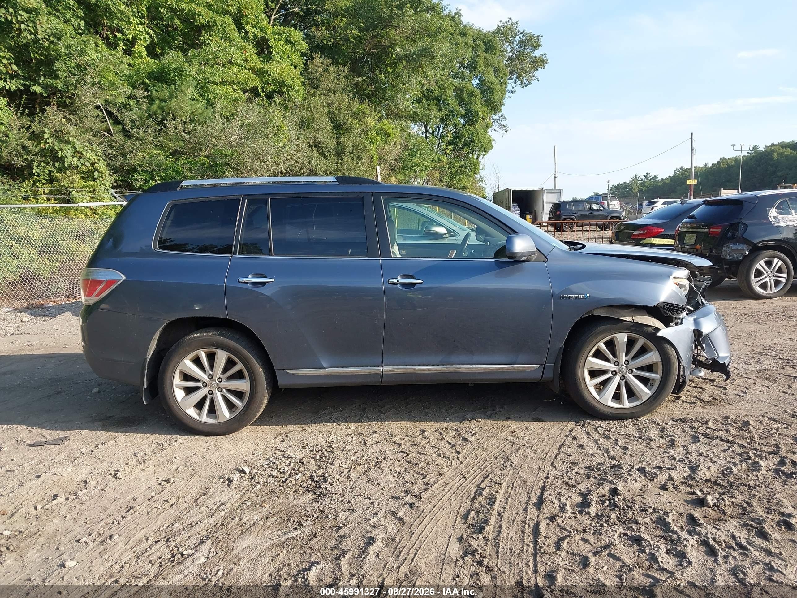 2013 Toyota Highlander Hybrid Limited V6 Light Blue vin: JTEDC3EH3D2016983
