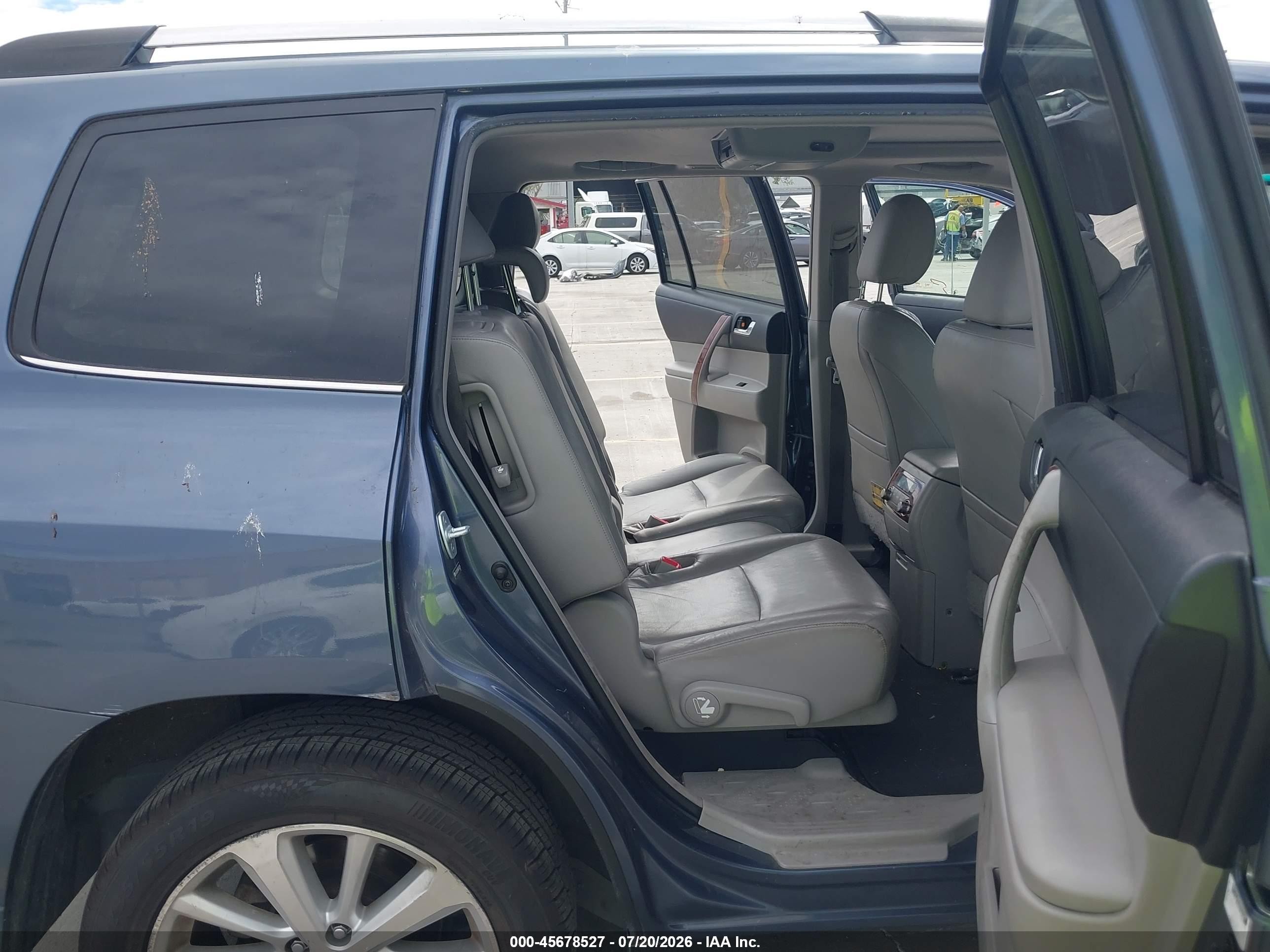 2011 Toyota Highlander Hybrid Limited V6 Blue vin: JTEDC3EH4B2002345