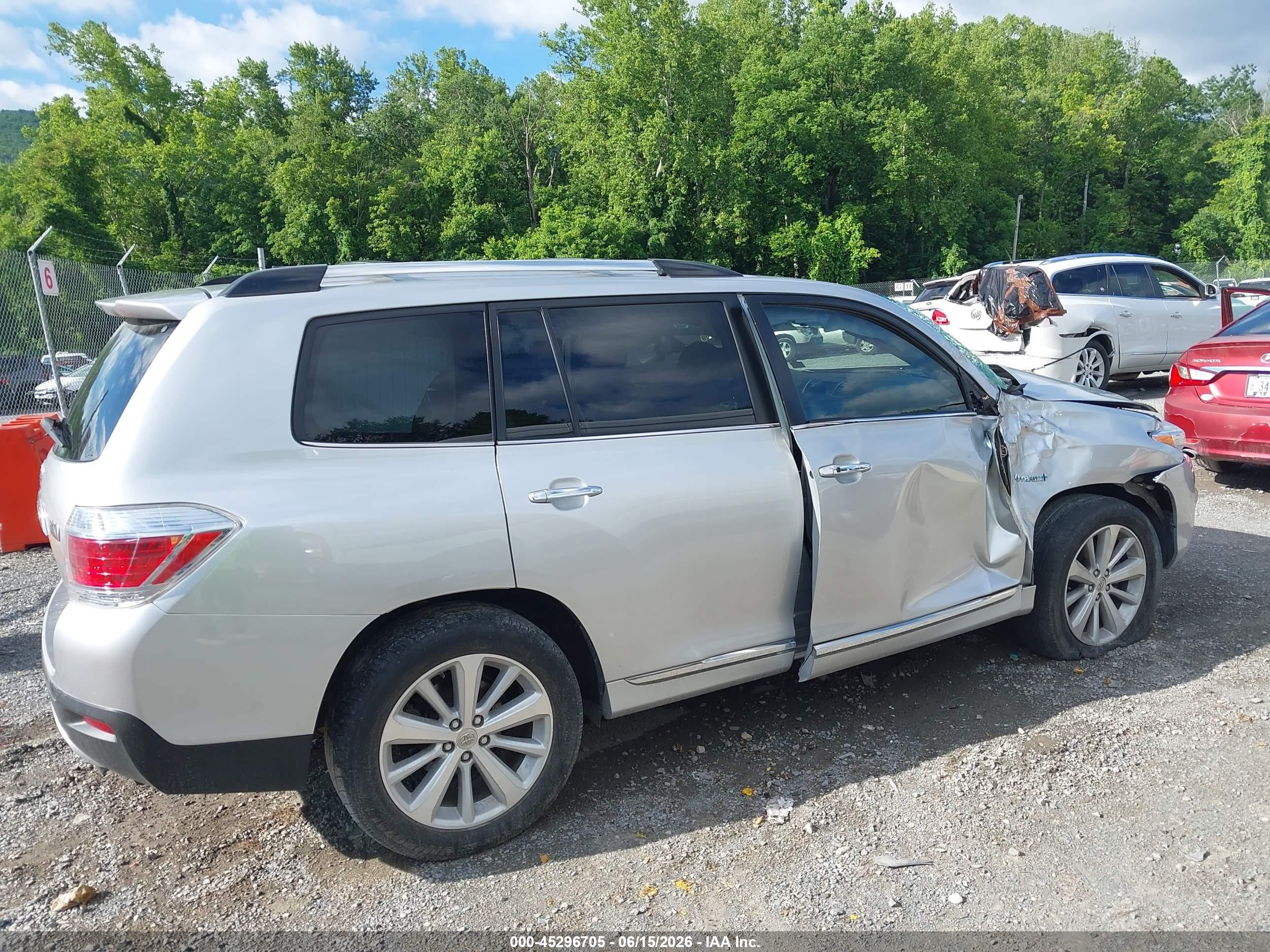 2012 Toyota Highlander Hybrid Limited V6 Silver vin: JTEDC3EH4C2008762