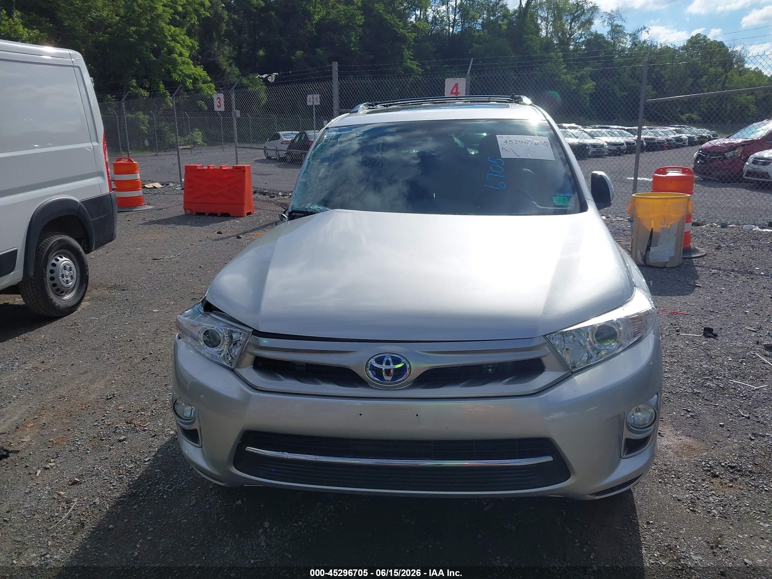 2012 Toyota Highlander Hybrid Limited V6 Silver vin: JTEDC3EH4C2008762