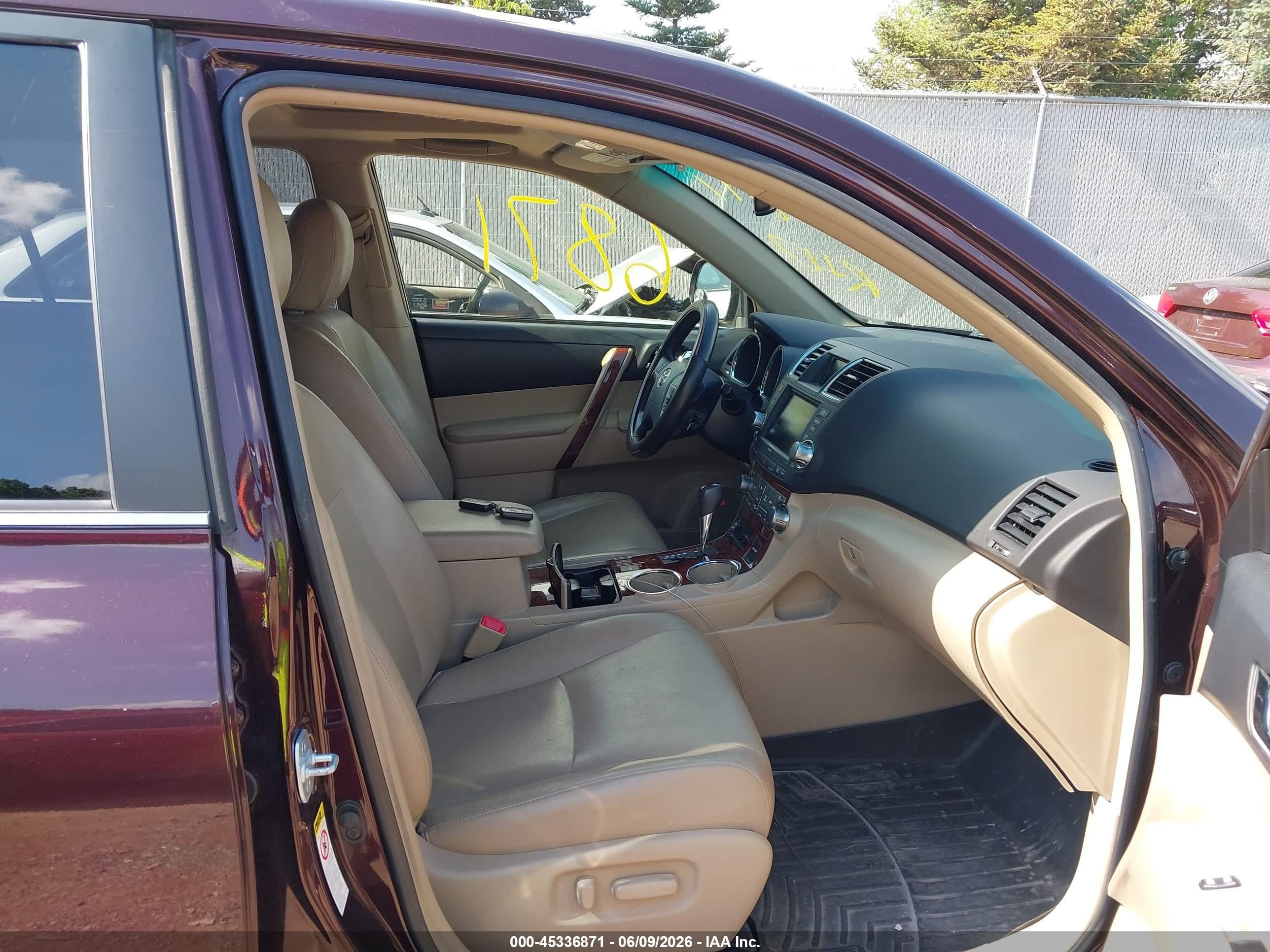 2012 Toyota Highlander Hybrid Limited V6 Maroon vin: JTEDC3EH4C2009264