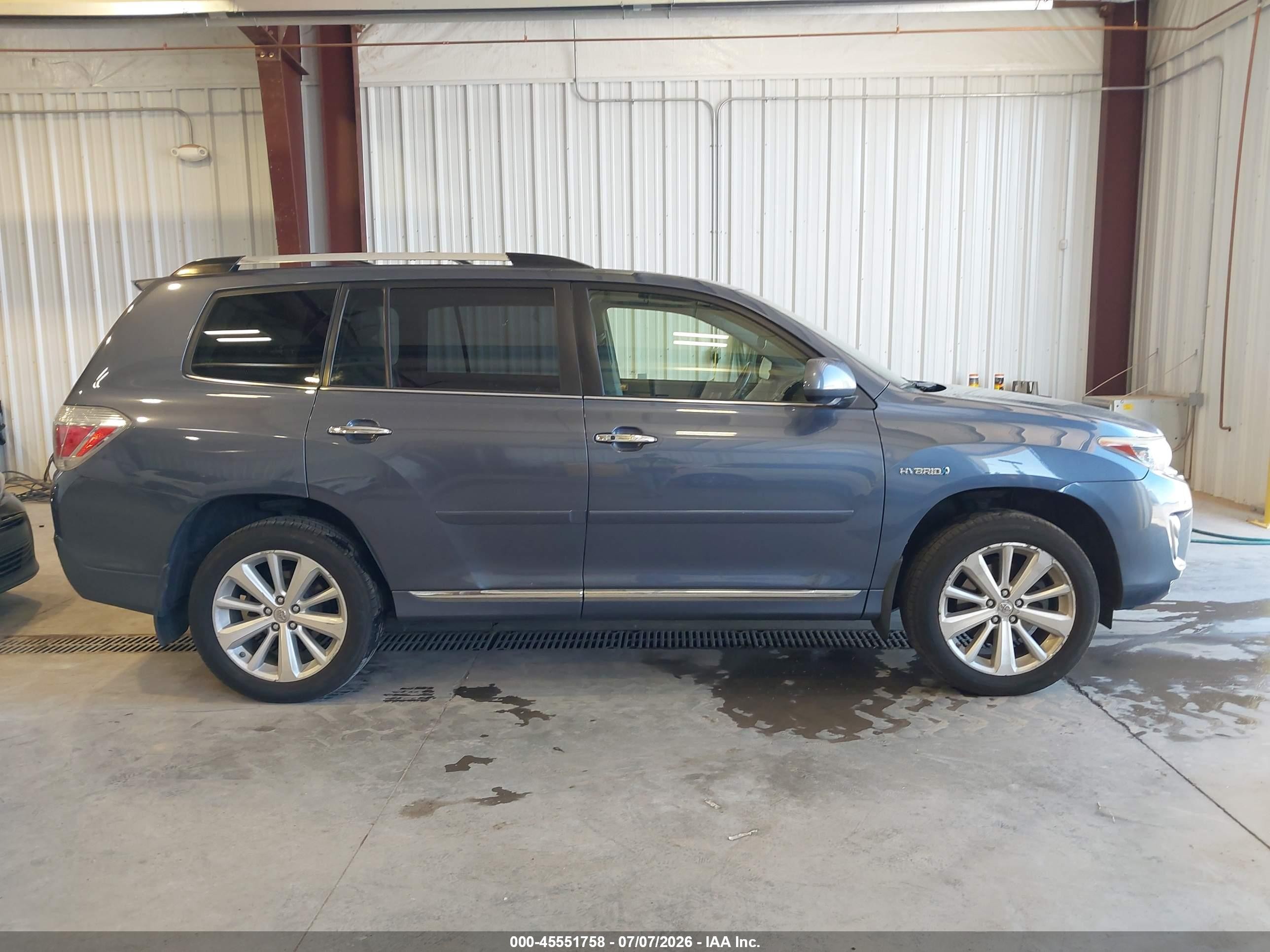 2013 Toyota Highlander Hybrid Limited V6 Gray vin: JTEDC3EH5D2017505