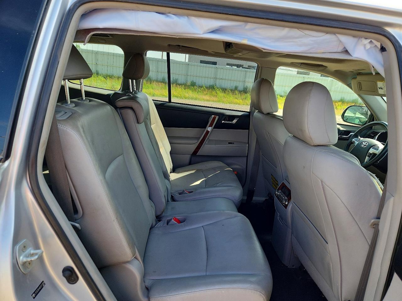 2013 Toyota Highlander Hybrid Limited Silver vin: JTEDC3EH6D2011826