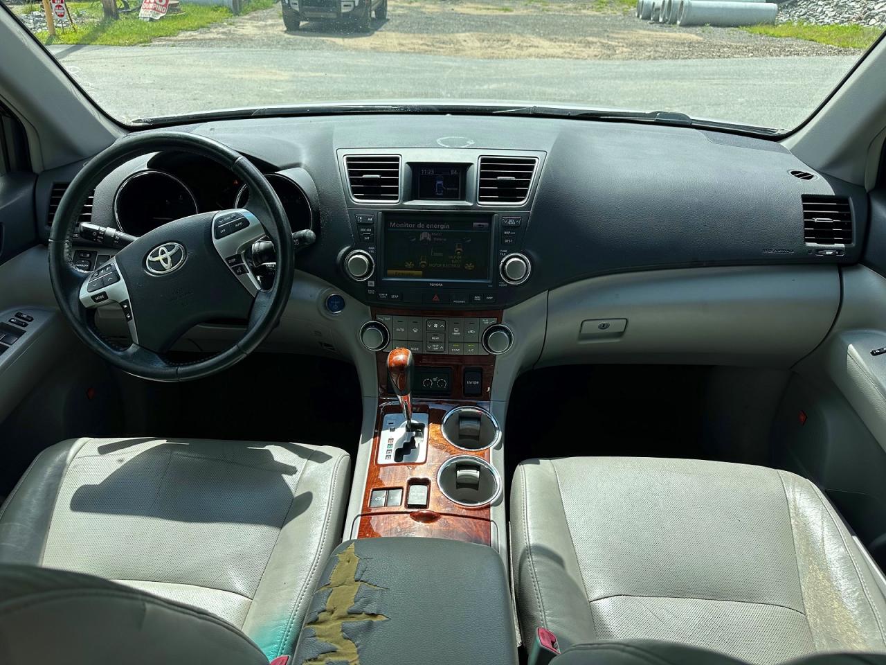 2012 Toyota Highlander Hybrid Limited Silver vin: JTEDC3EH8C2007226