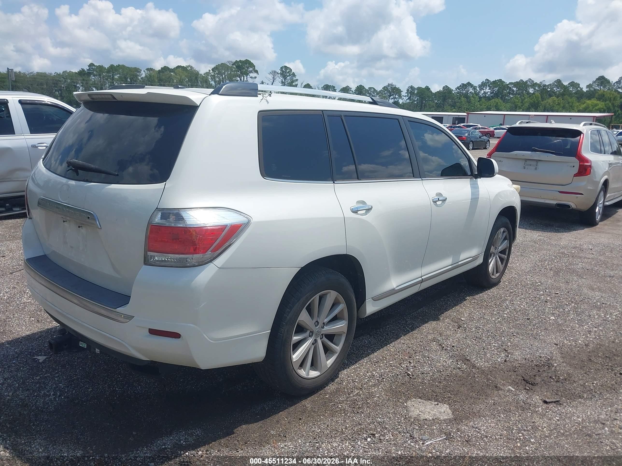 2012 Toyota Highlander Hybrid Limited V6 White vin: JTEDC3EH8C2008084