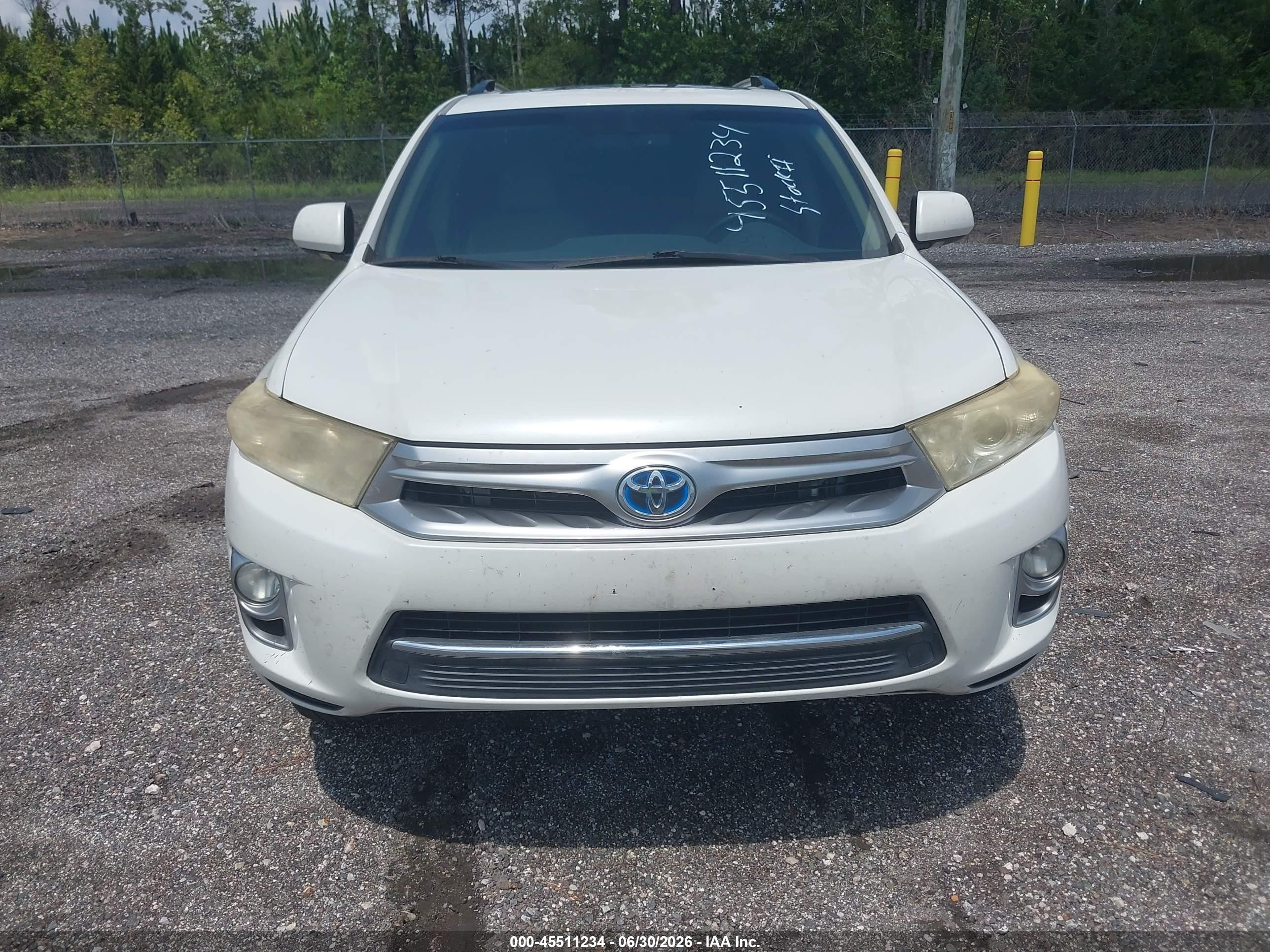 2012 Toyota Highlander Hybrid Limited V6 White vin: JTEDC3EH8C2008084