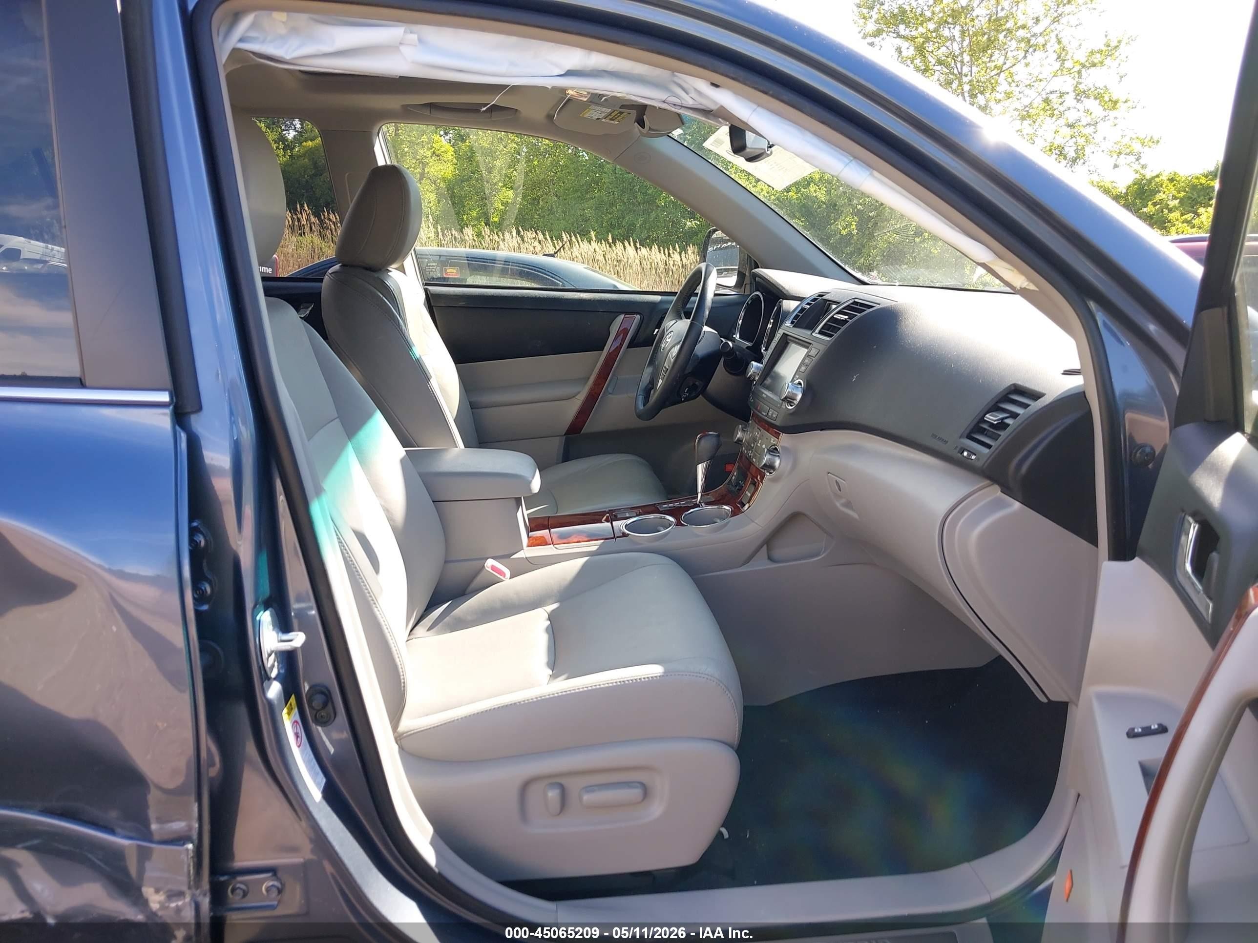 2012 Toyota Highlander Hybrid Limited V6 Gray vin: JTEDC3EH9C2004948