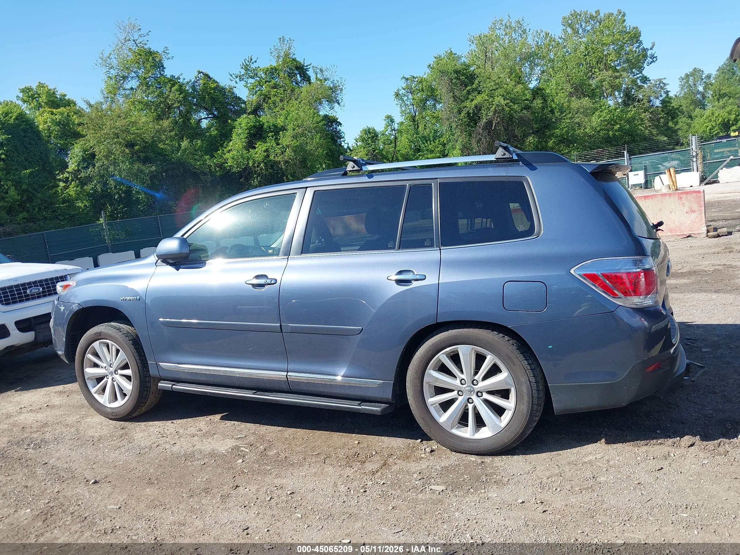 2012 Toyota Highlander Hybrid Limited V6 Gray vin: JTEDC3EH9C2004948