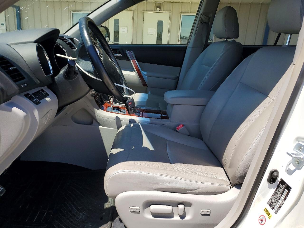 2013 Toyota Highlander Hybrid Limited White vin: JTEDC3EH9D2010881