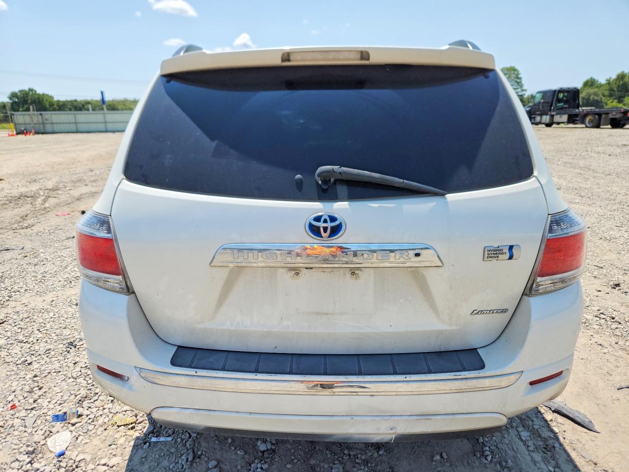 2011 Toyota Highlander Hybrid Limited White vin: JTEDC3EHXB2001166