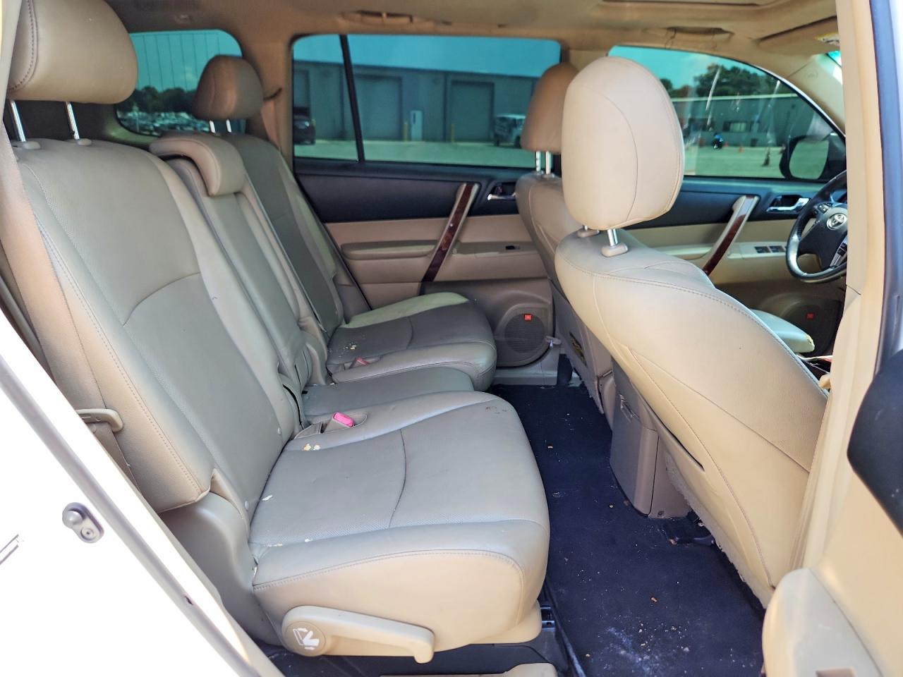 2011 Toyota Highlander Hybrid Limited White vin: JTEDC3EHXB2001166
