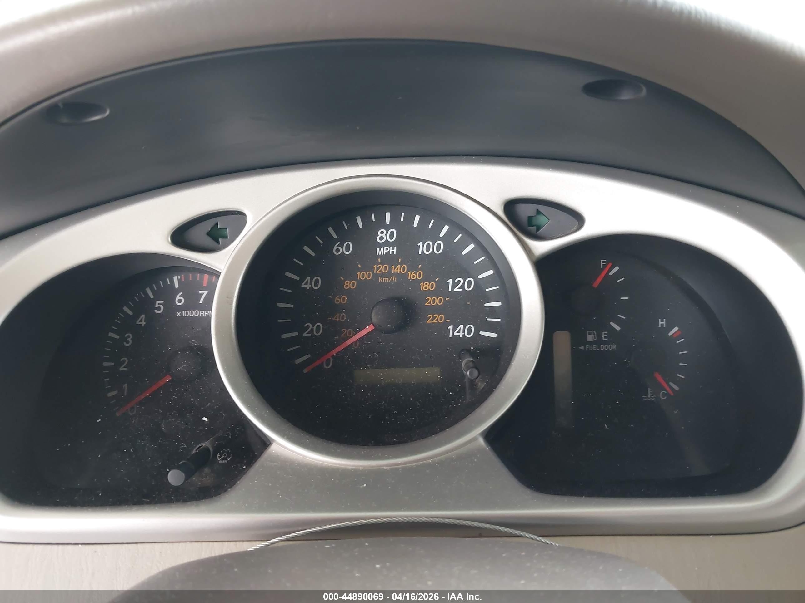 2005 Toyota Highlander   Teal vin: JTEDD21A150108526