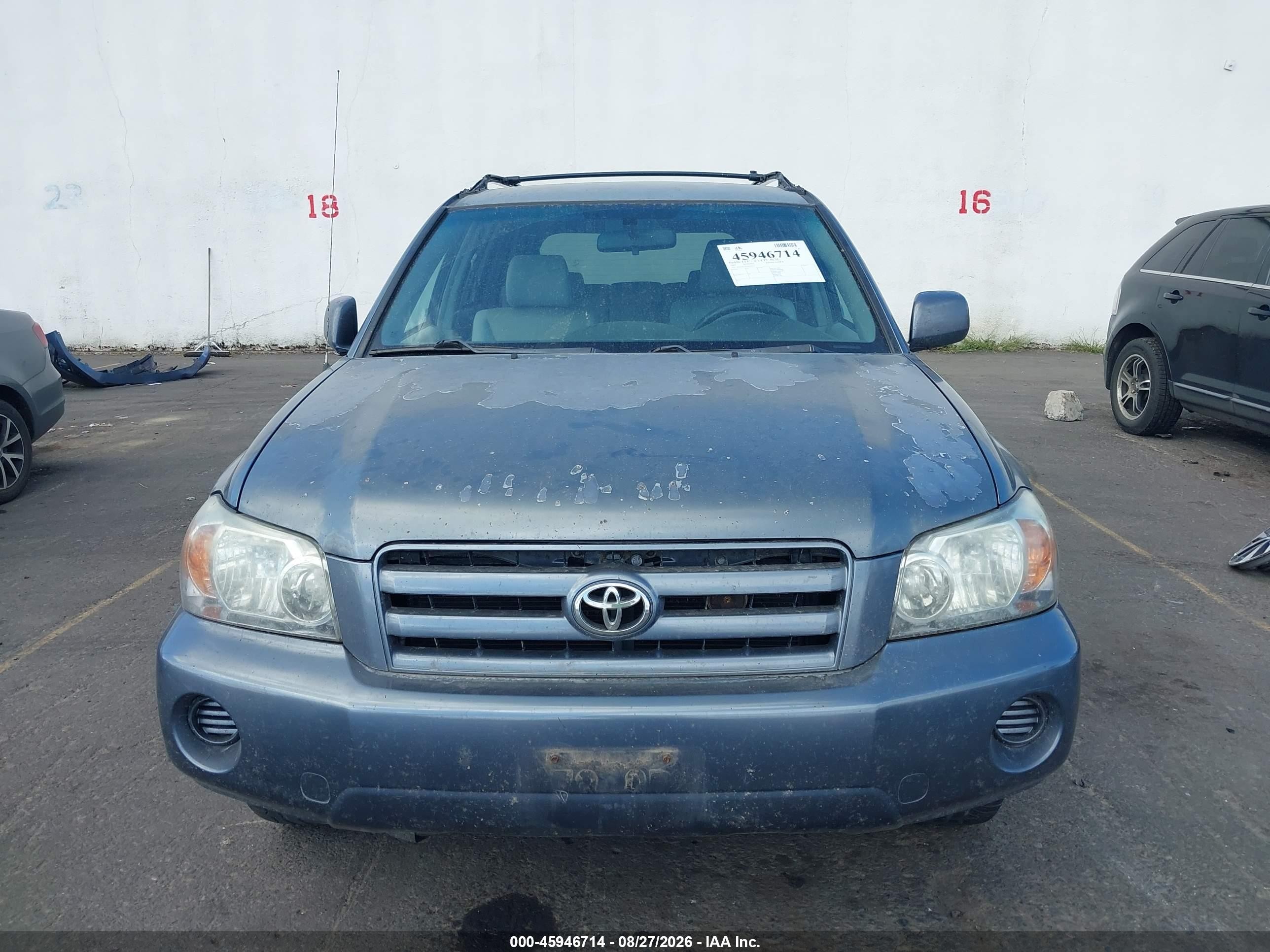 2005 Toyota Highlander   Blue vin: JTEDD21A150122412