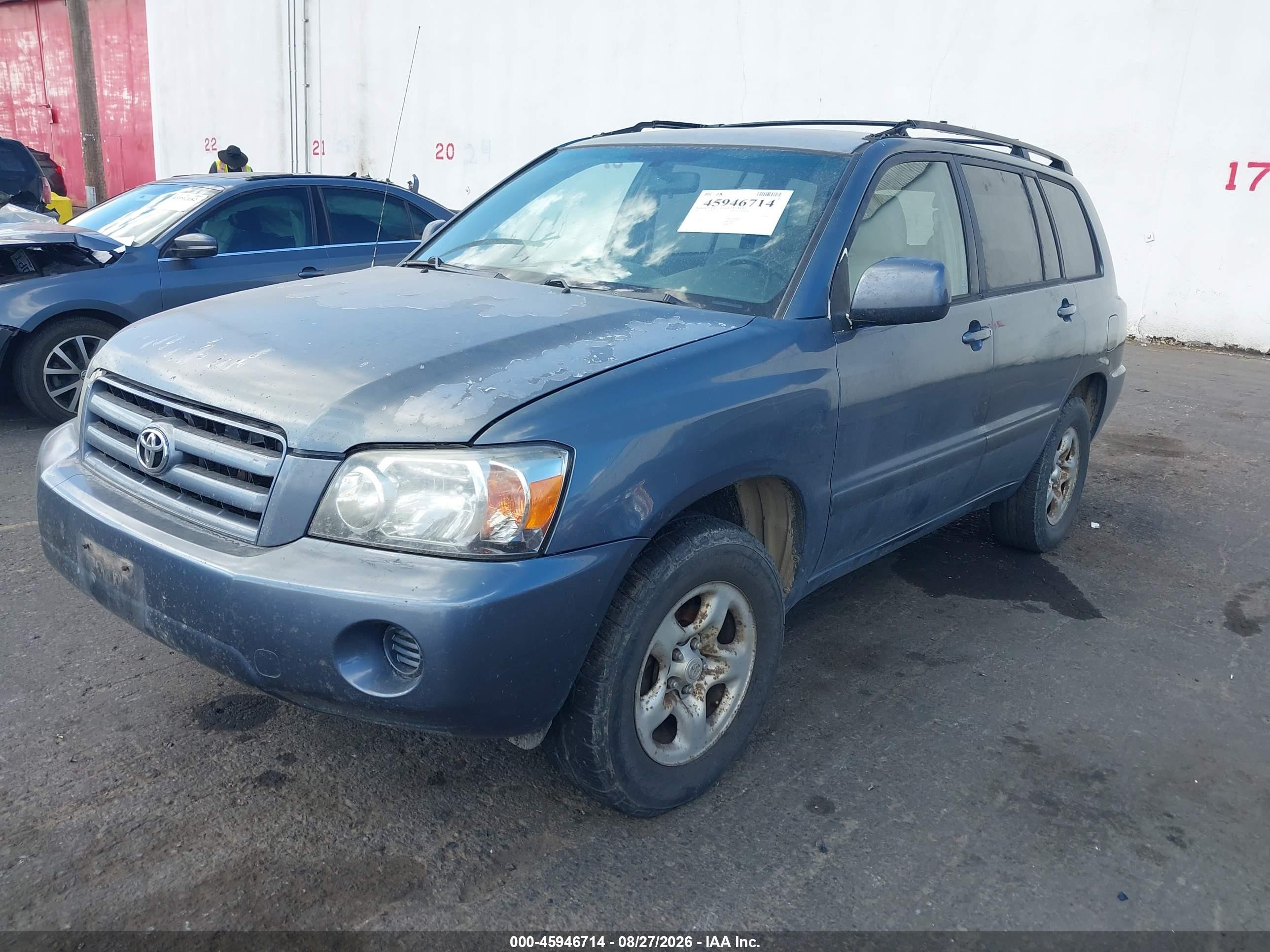 2005 Toyota Highlander   Blue vin: JTEDD21A150122412