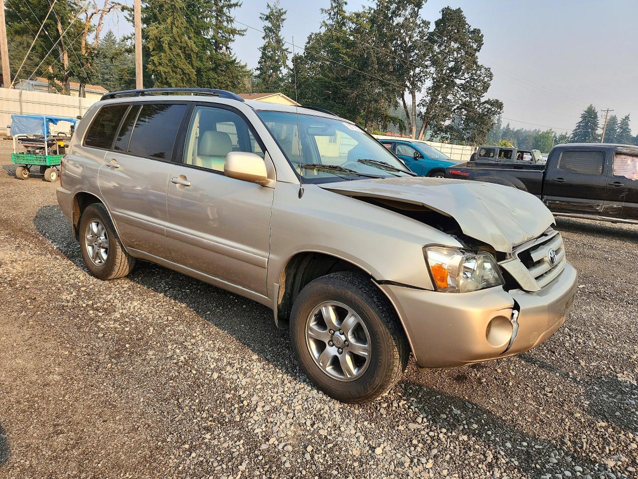 2006 Toyota Highlander Base Silver vin: JTEDD21A160154049