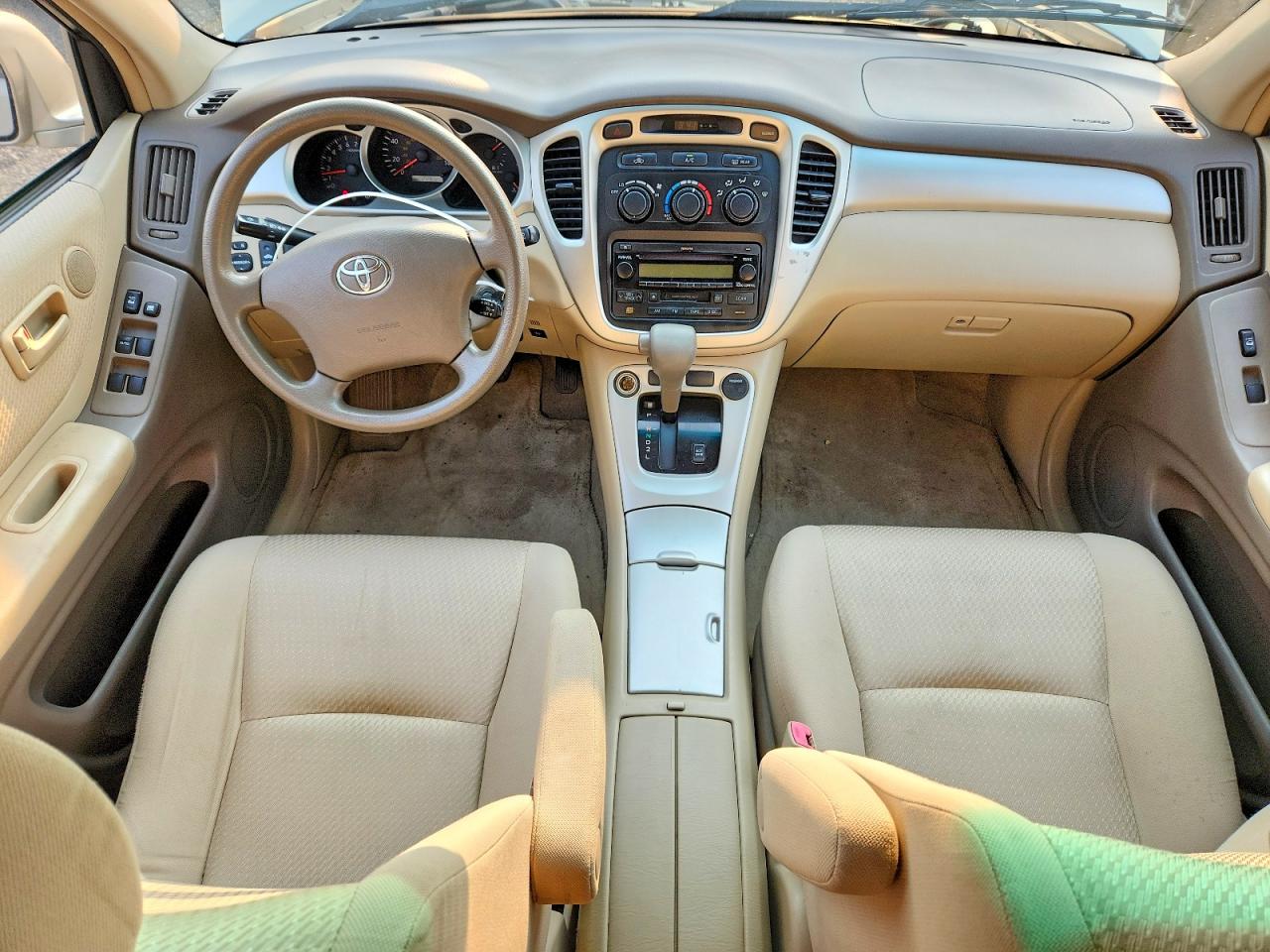 2006 Toyota Highlander Base Silver vin: JTEDD21A160154049