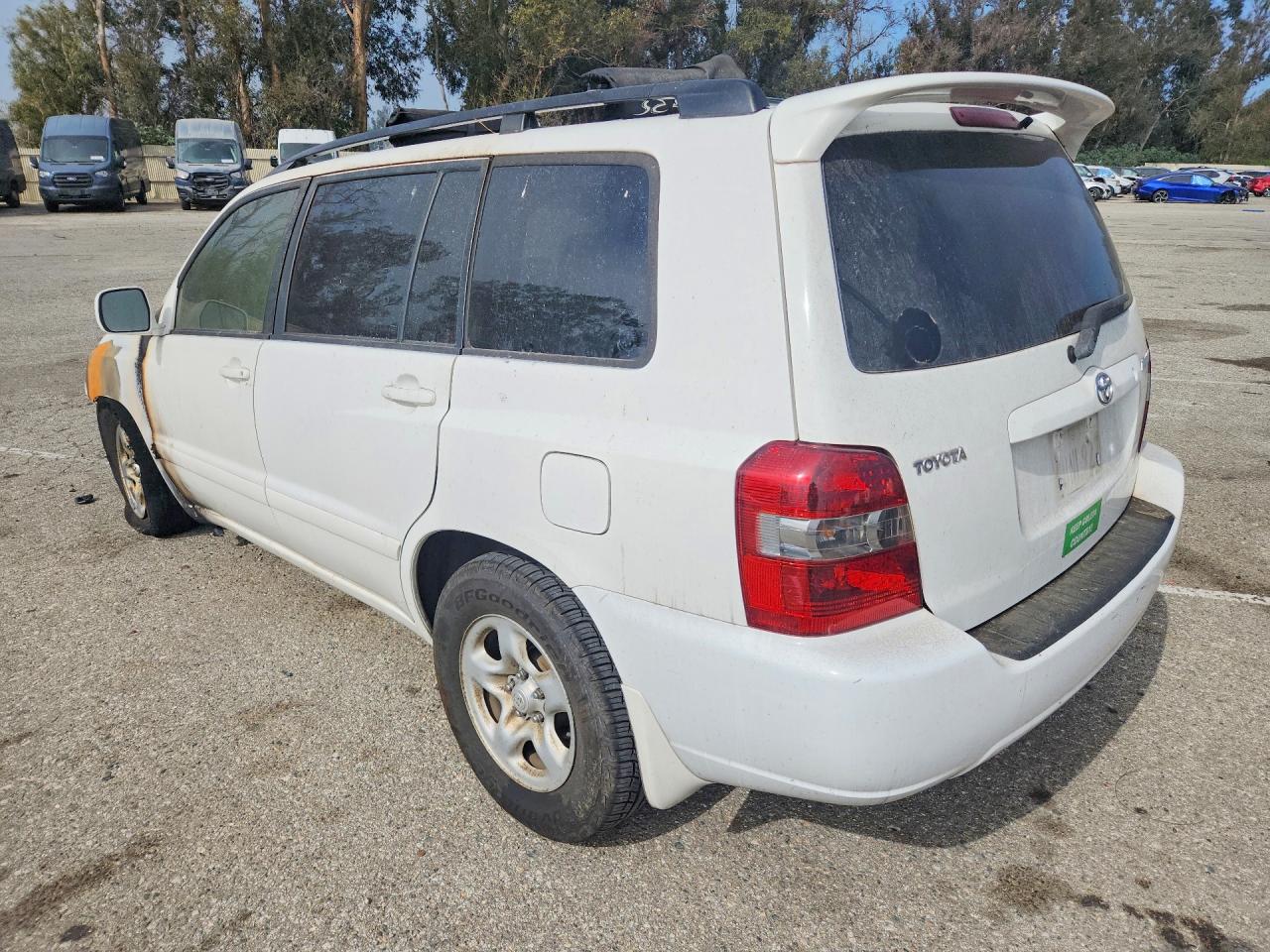 2007 Toyota Highlander Base White vin: JTEDD21A270163960