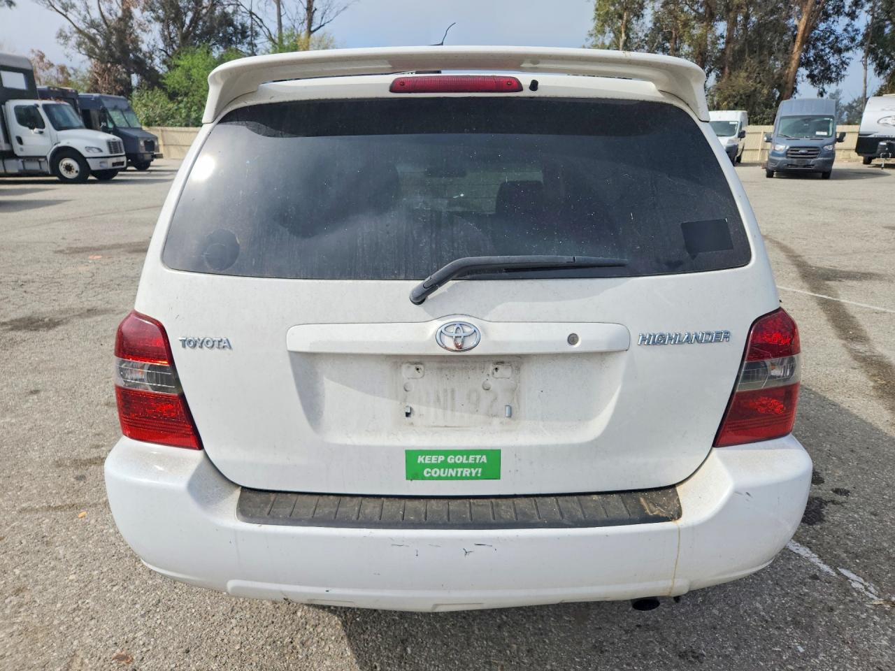 2007 Toyota Highlander Base White vin: JTEDD21A270163960