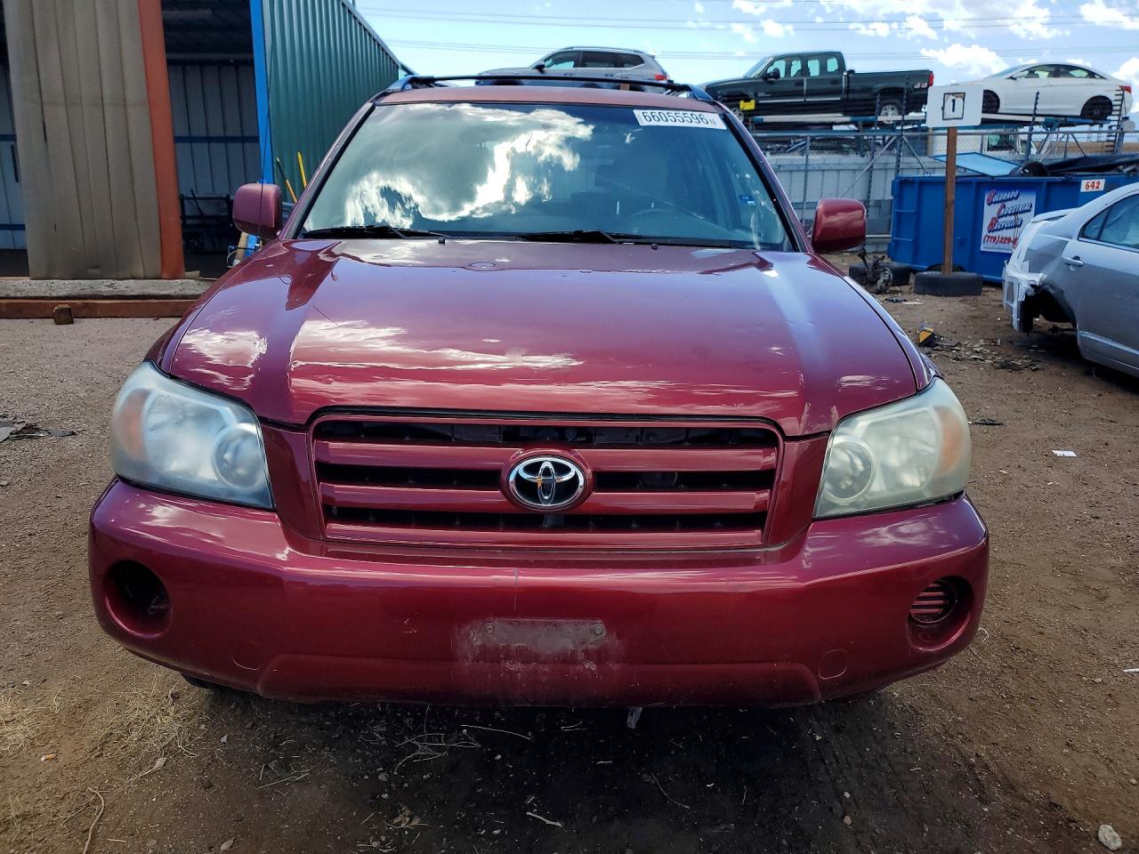 2006 Toyota Highlander Base Красный vin: JTEDD21A560146732