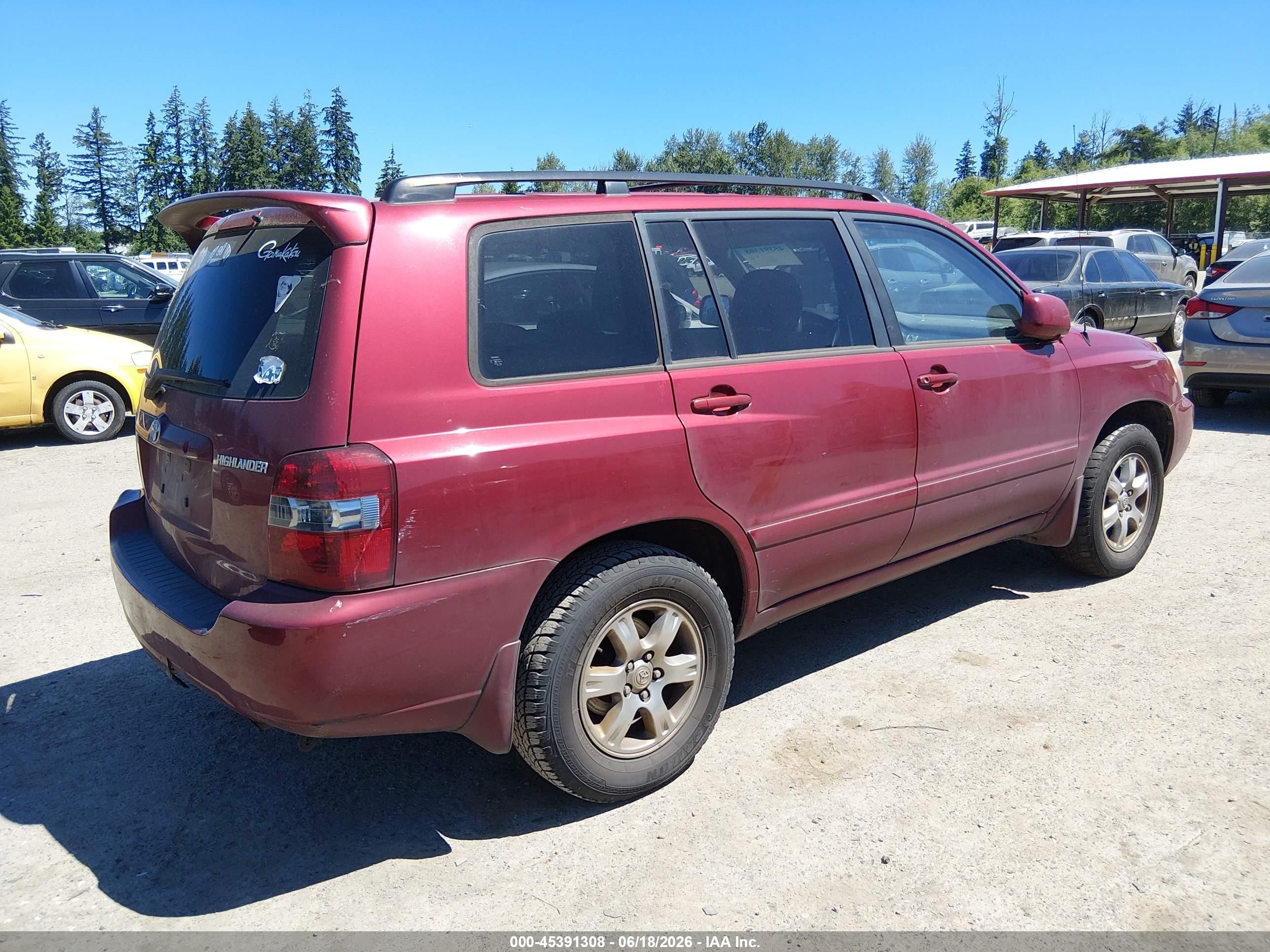 2007 Toyota Highlander   Burgundy vin: JTEDD21A770158477
