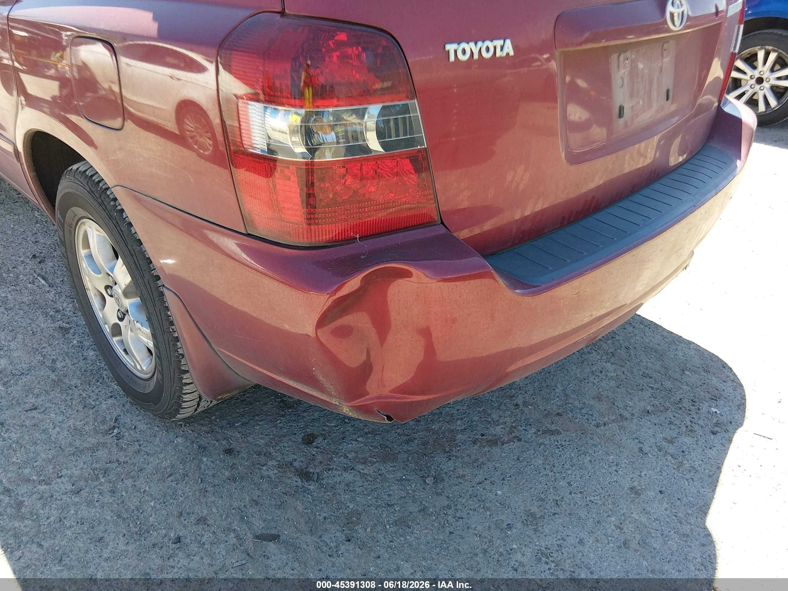 2007 Toyota Highlander   Burgundy vin: JTEDD21A770158477