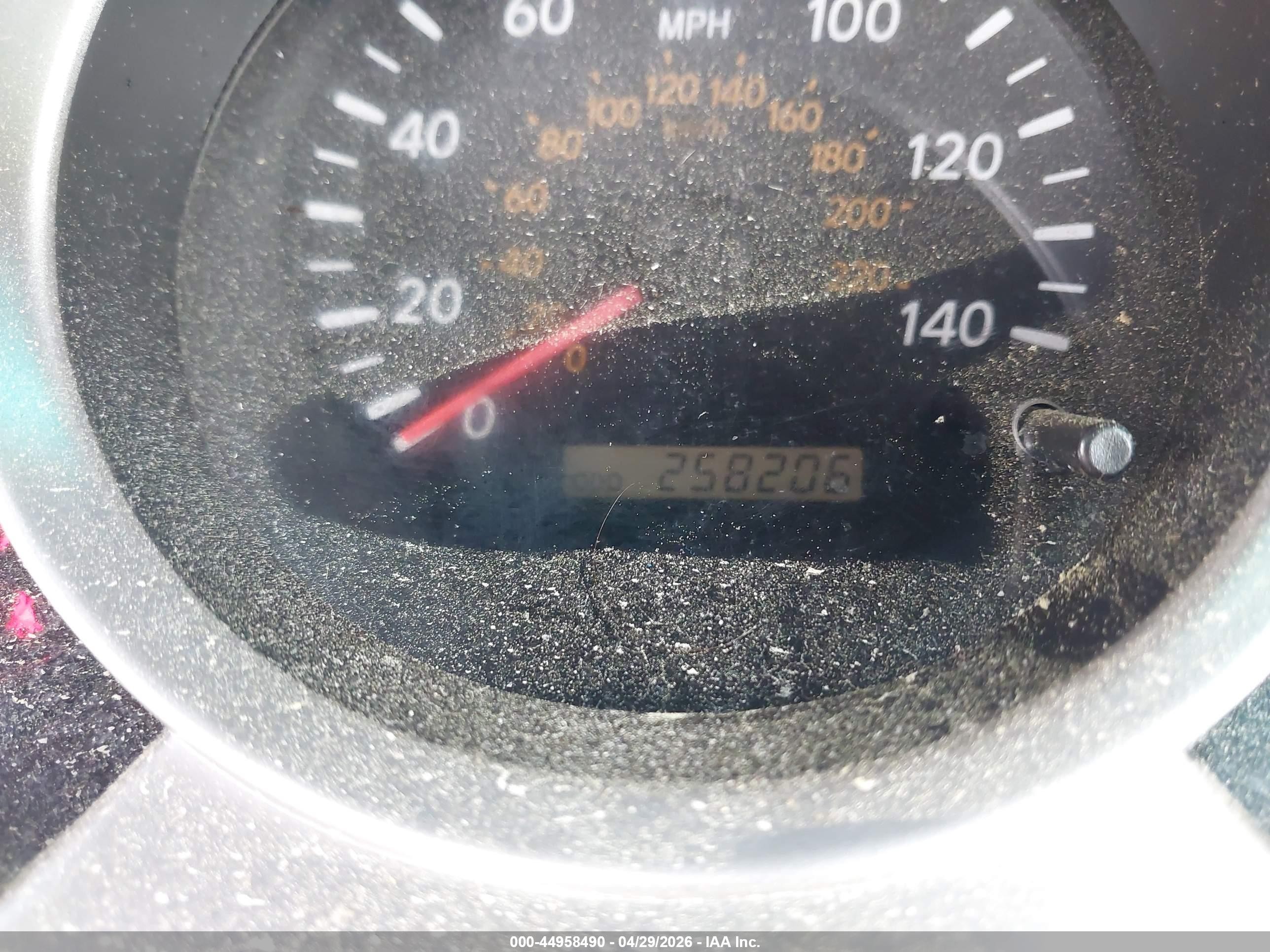2006 Toyota Highlander   White vin: JTEDD21A960154526