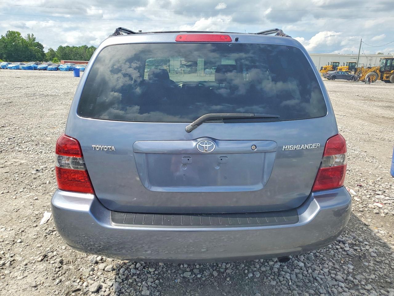 2006 Toyota Highlander Base Blue vin: JTEDD21AX60140103