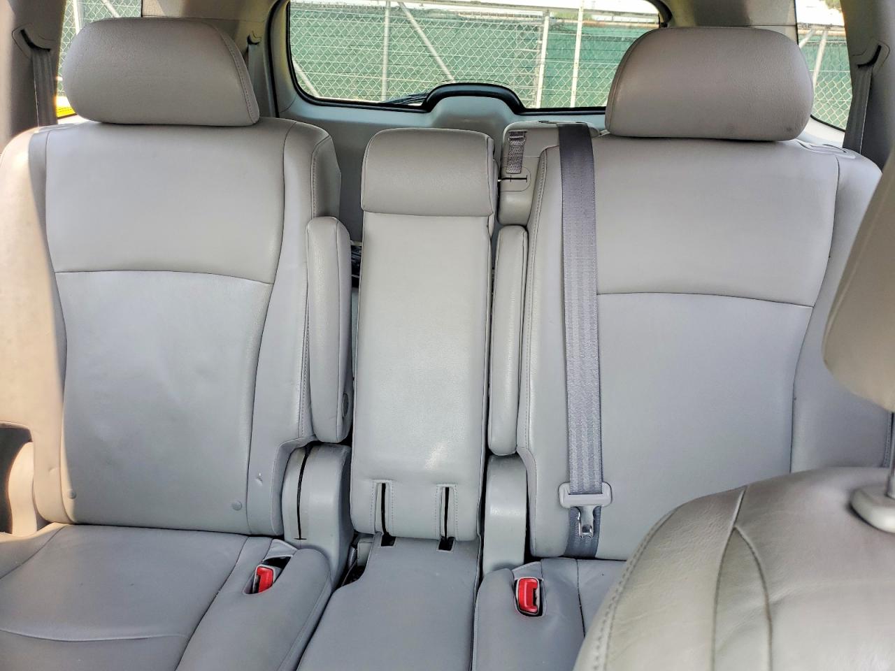 2010 Toyota Highlander Limited Gray vin: JTEDK3EH0A2164619