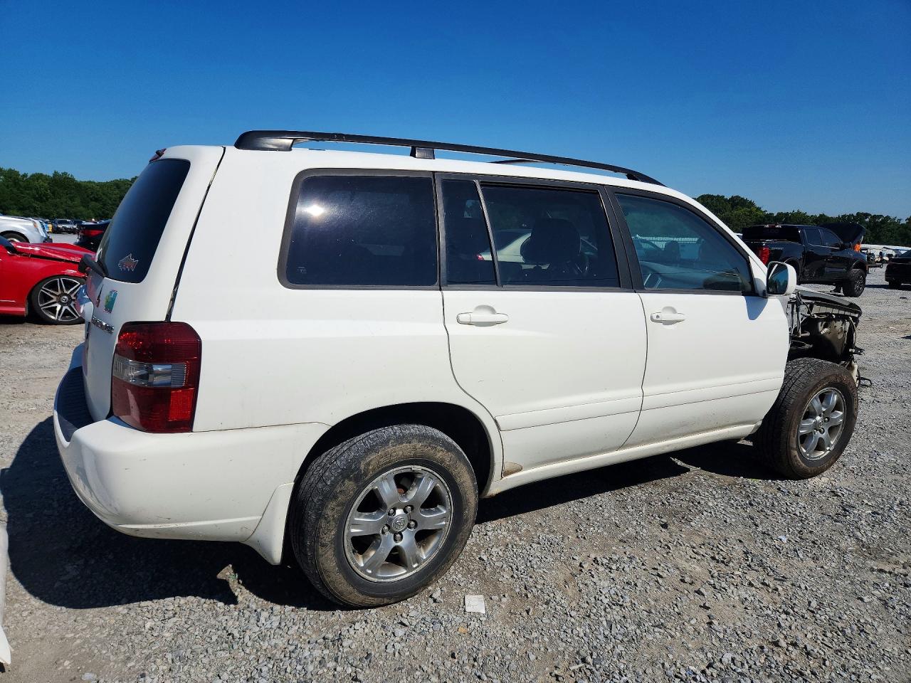 2004 Toyota Highlander Base White vin: JTEDP21A040012537