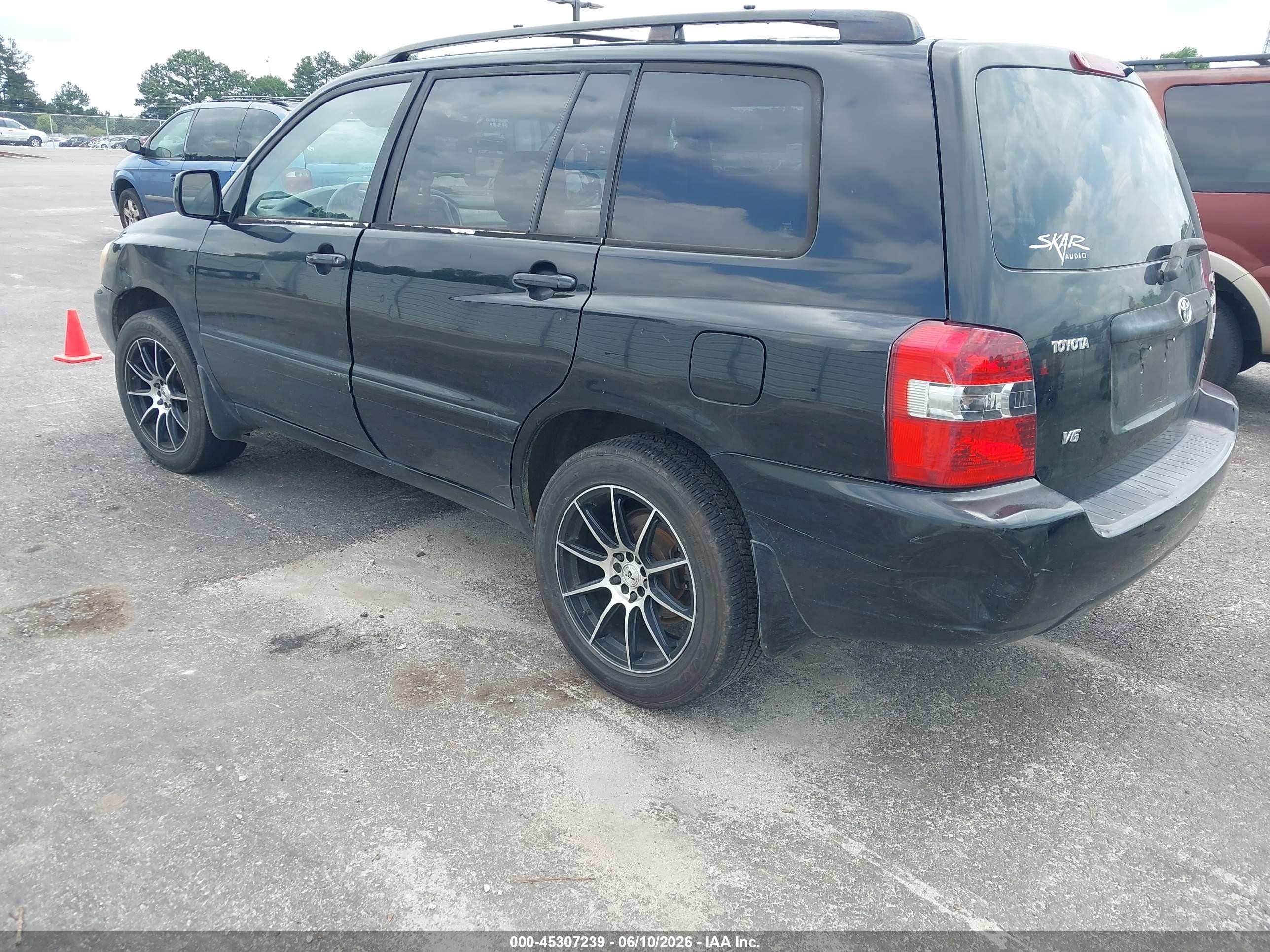 2005 Toyota Highlander V6 Black vin: JTEDP21A050053977