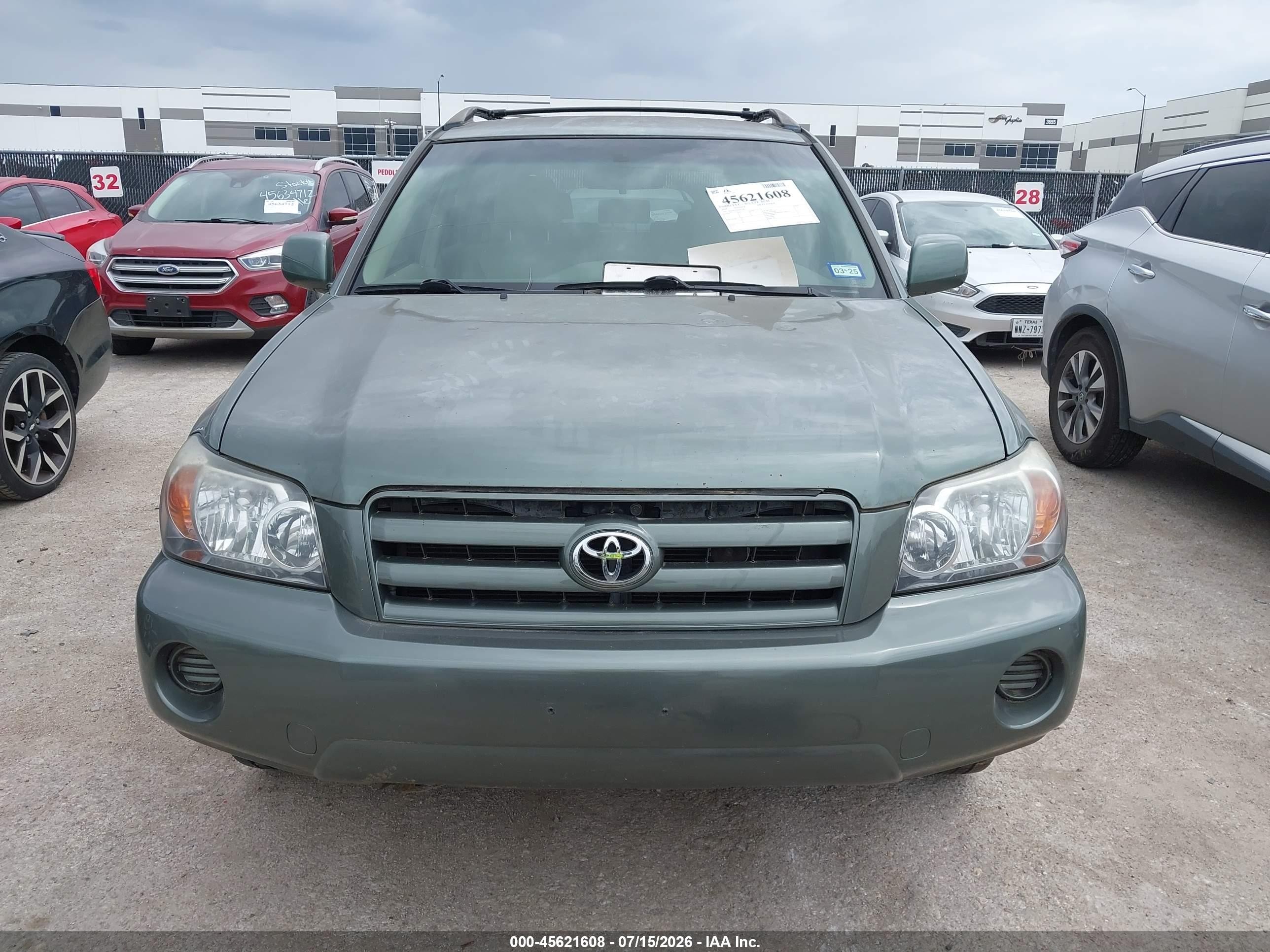 2005 Toyota Highlander V6 Green vin: JTEDP21A050057821