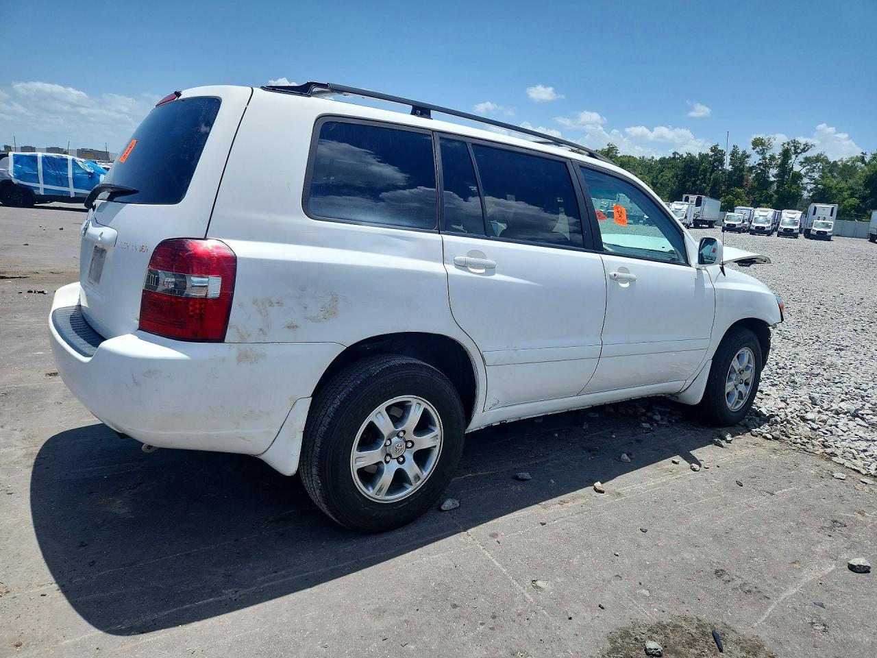 2005 Toyota Highlander Limited White vin: JTEDP21A050058483