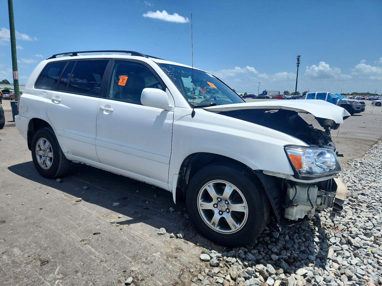 2005 Toyota Highlander Limited White vin: JTEDP21A050058483